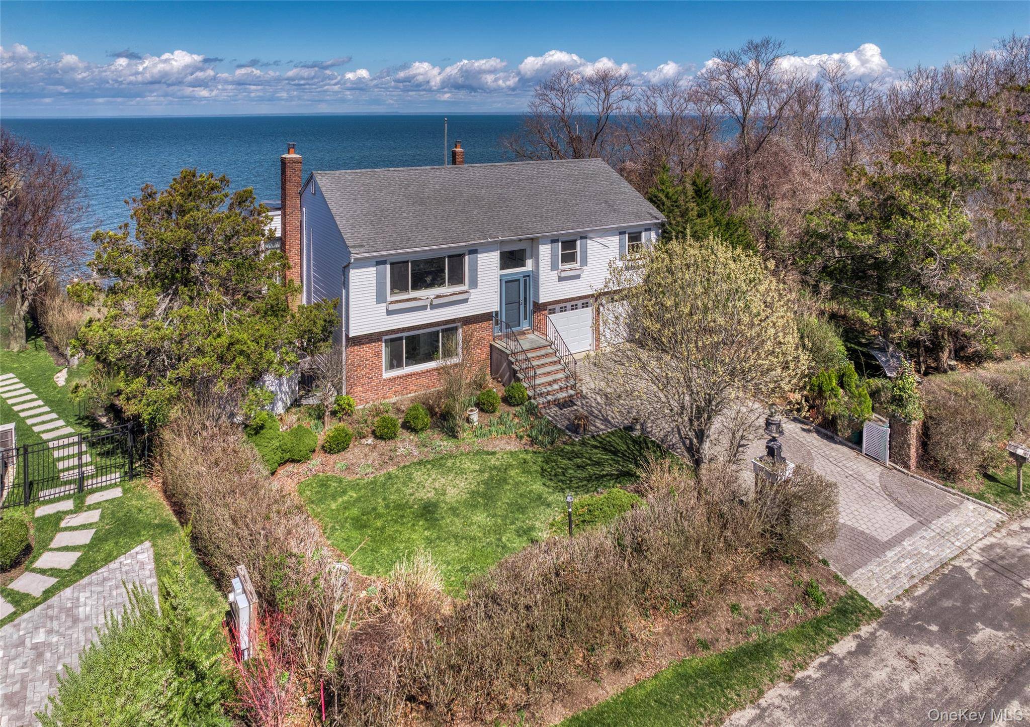 795 Glen CT, Cutchogue, NY 11935