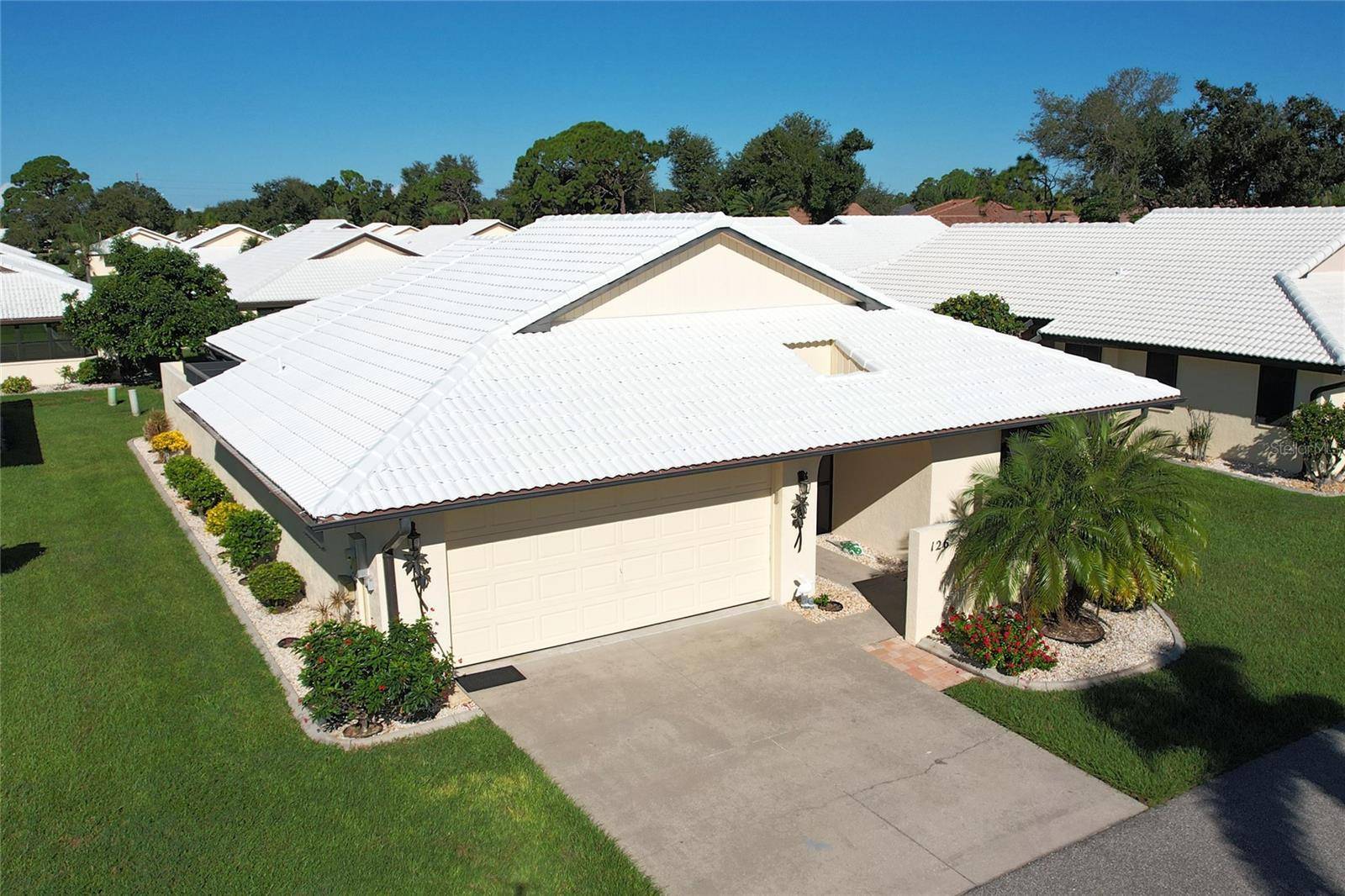 126 SANDSTONE CIR, Venice, FL 34293