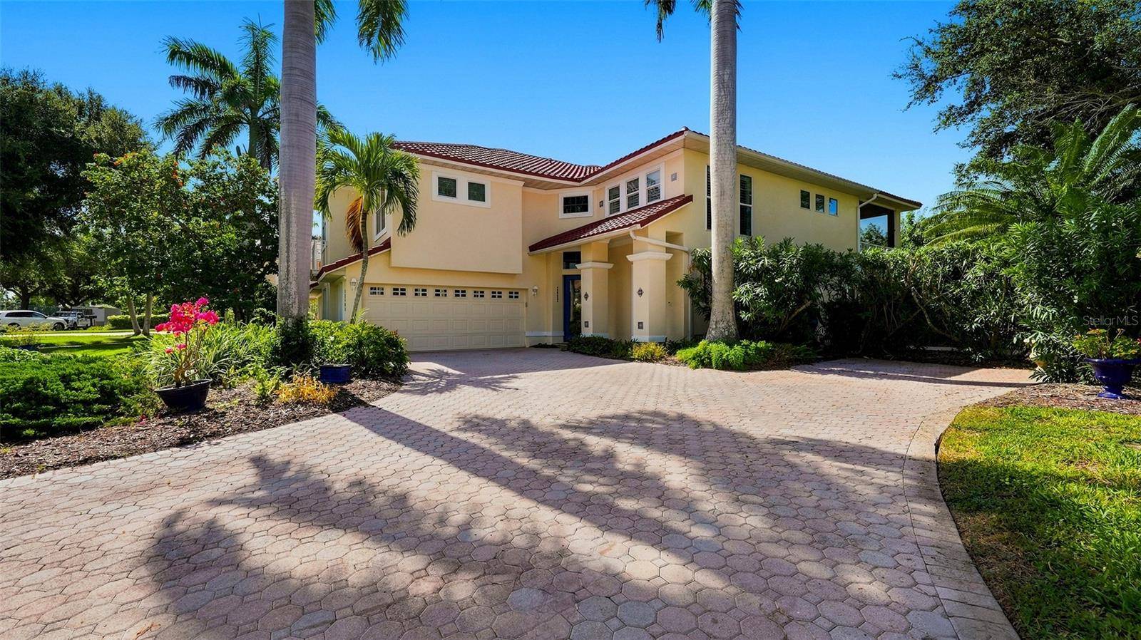 12402 HARBOUR LANDINGS DR, Cortez, FL 34215