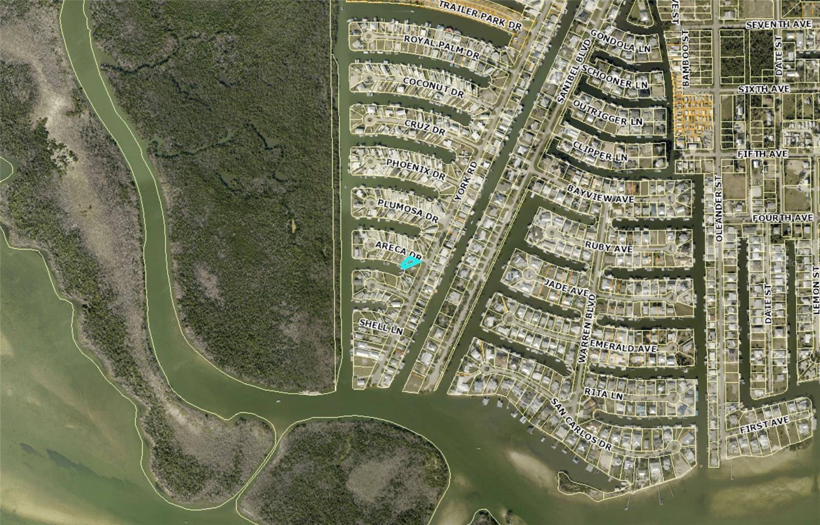 3881 ARECA DR, St James City, FL 33956