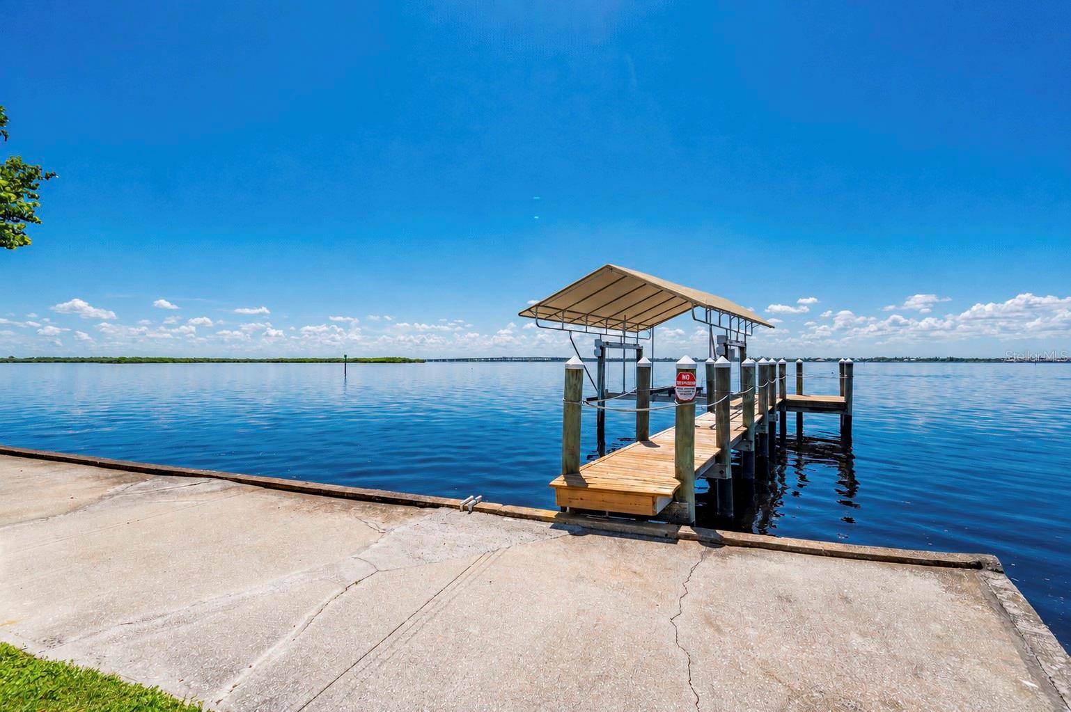 104 NORTHSHORE TER, Port Charlotte, FL 33980