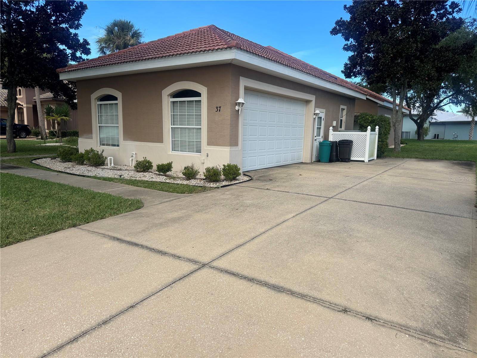 37 SABAL BND, Palm Coast, FL 32137