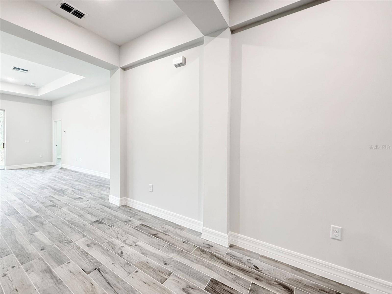 30280 W BLUEBELL AVE, Eustis, FL 32736