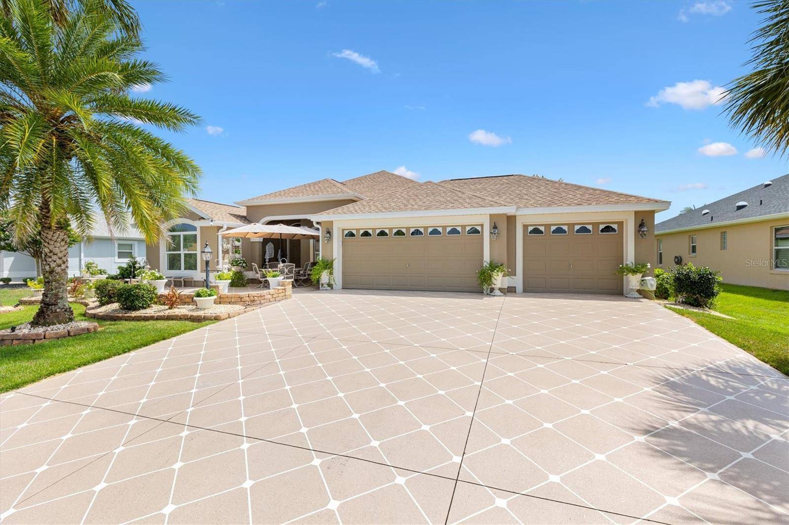 2493 BACHMAN PATH, The Villages, FL 32162
