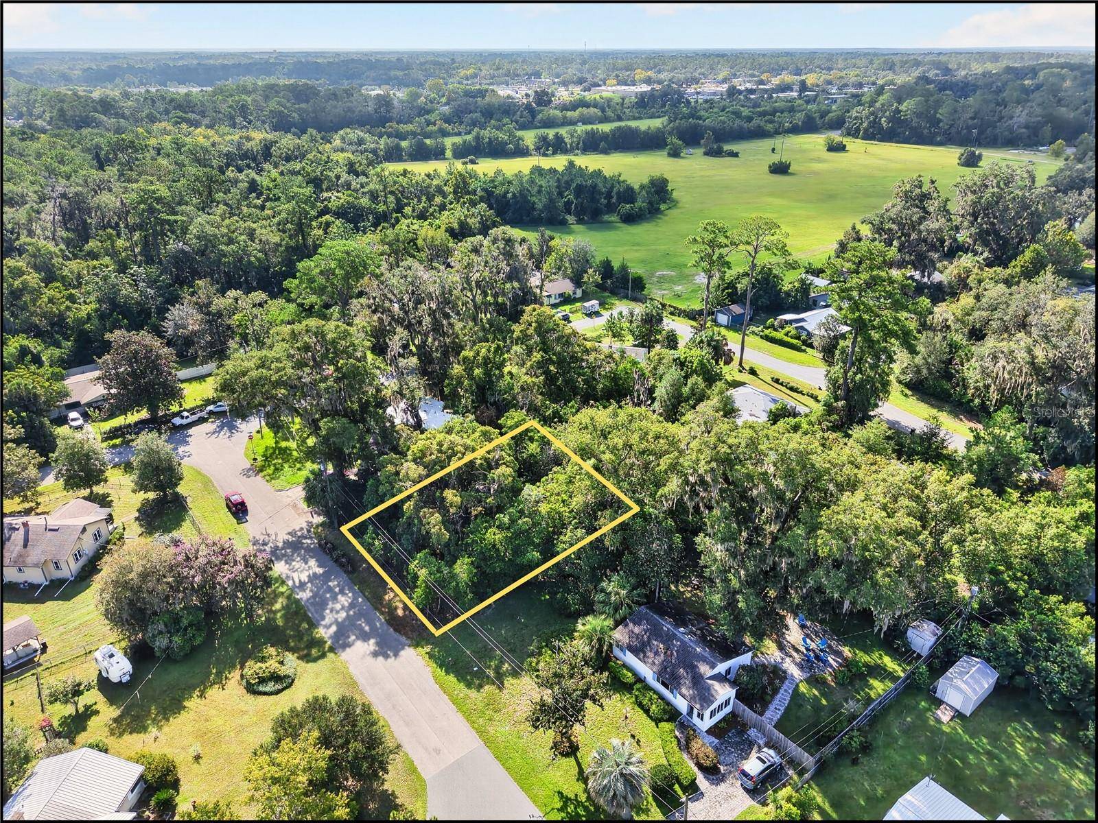 445 NW 32ND AVE, Gainesville, FL 32609