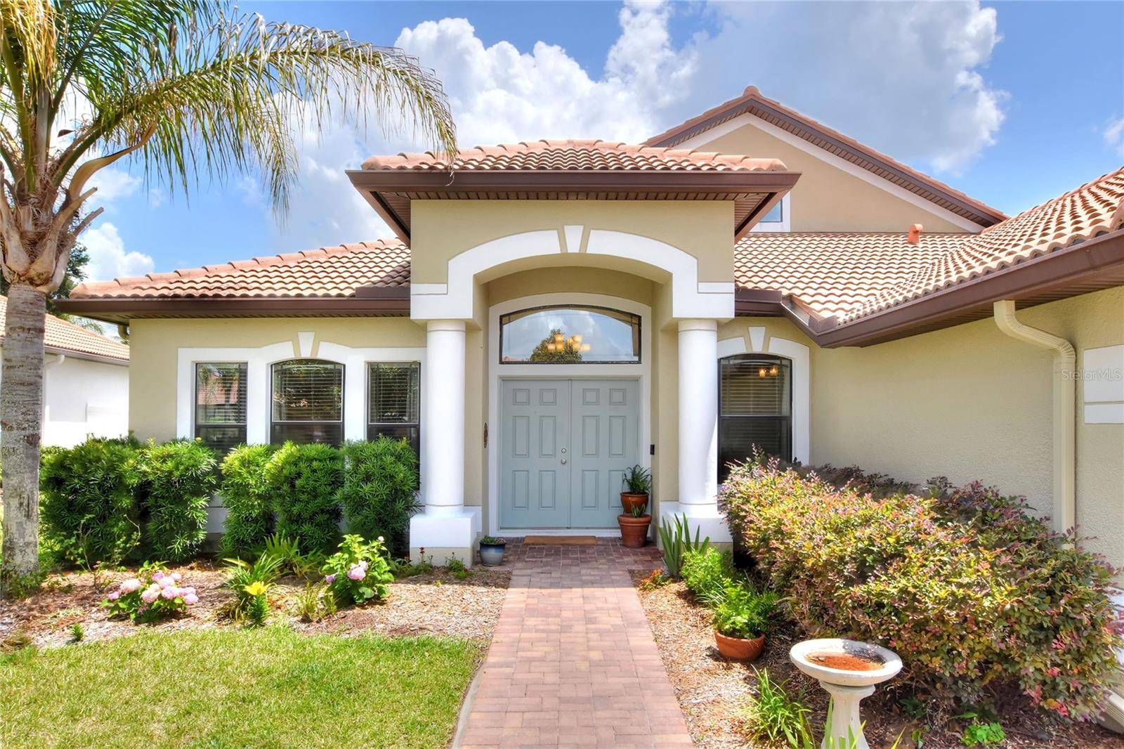 3935 SUNSET LAKE DR, Lakeland, FL 33810
