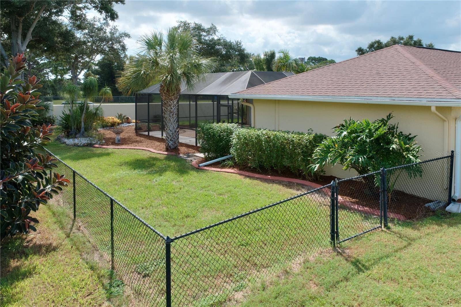 1011 PINE FOREST CT, Venice, FL 34293