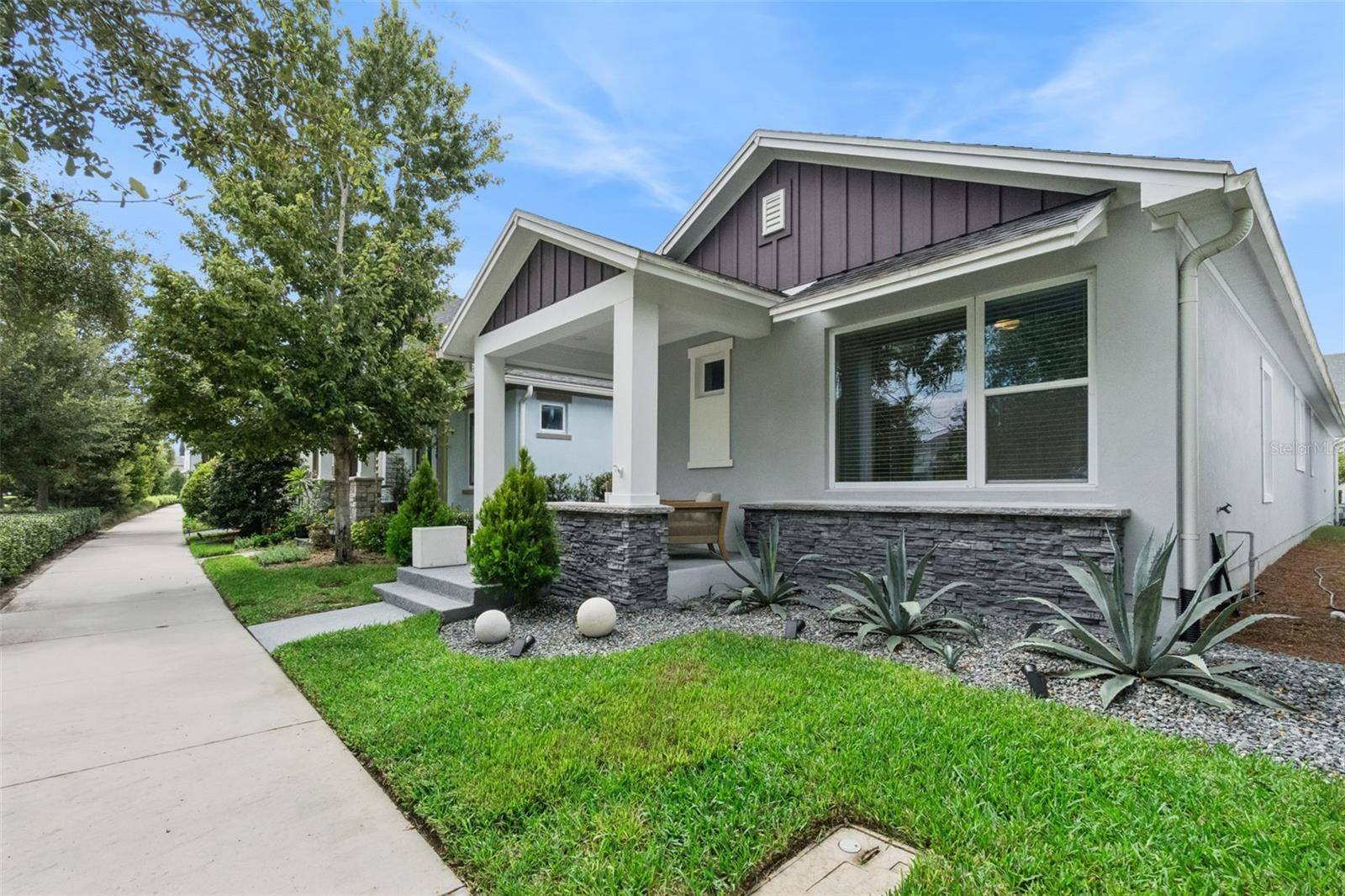 6935 HIGGS ALY, Orlando, FL 32827