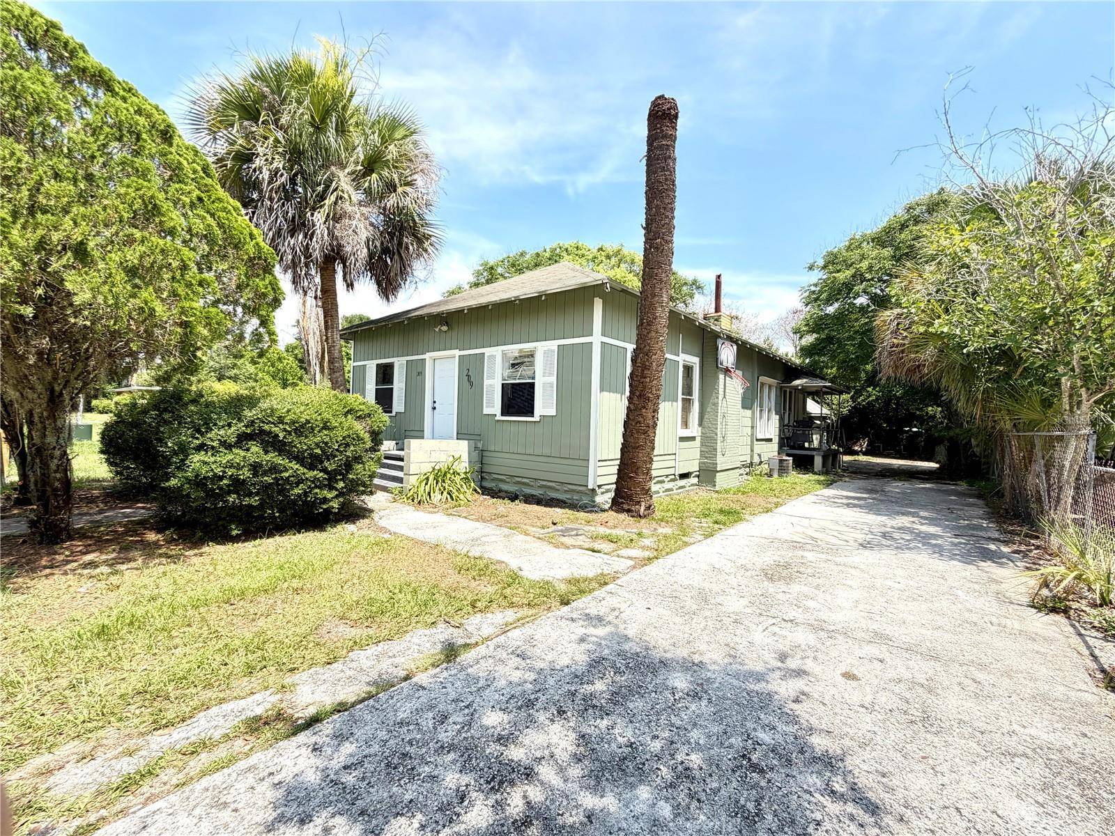 209 AVENUE C NE, Winter Haven, FL 33881