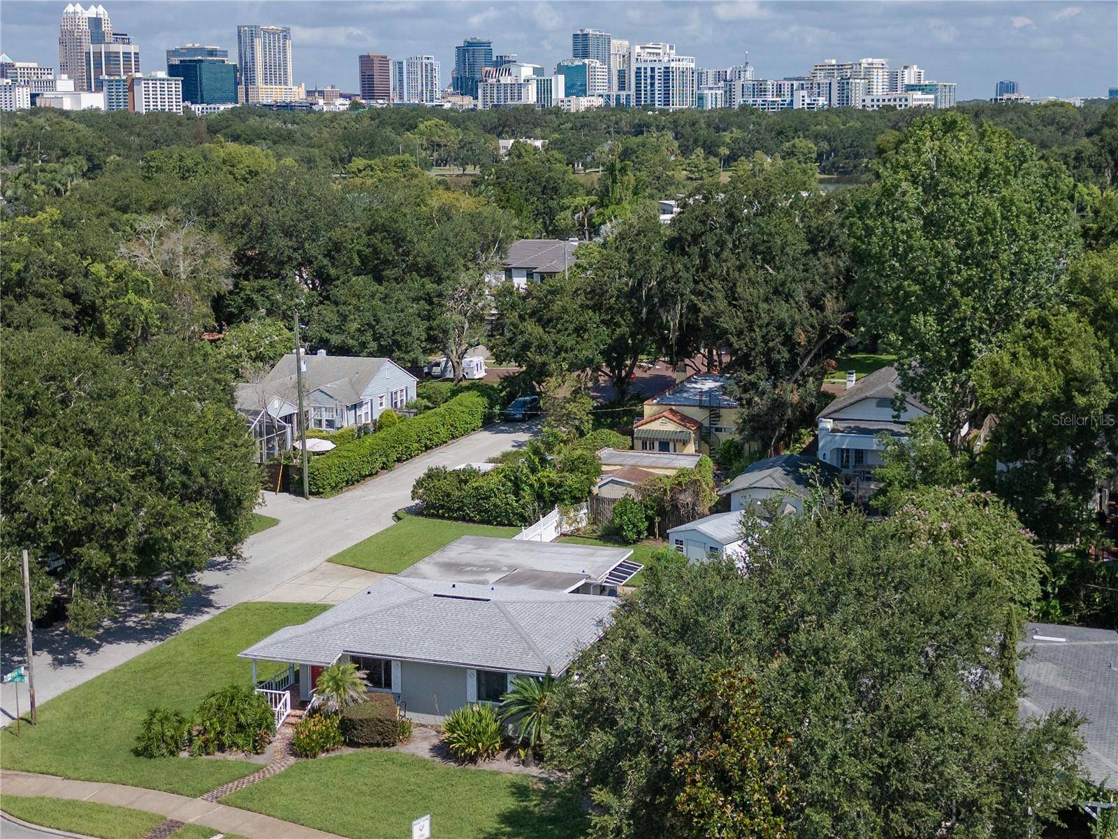 1103 BRIERCLIFF DR, Orlando, FL 32806