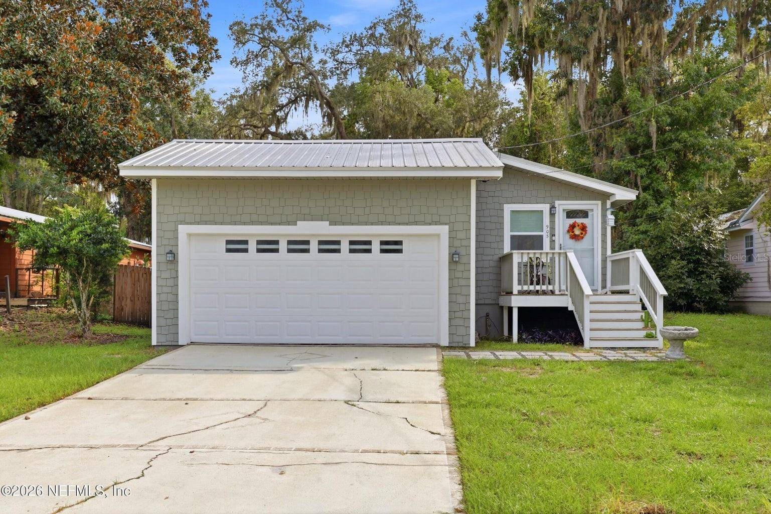 905 SAINT JOHNS AVE, Green Cove Springs, FL 32043
