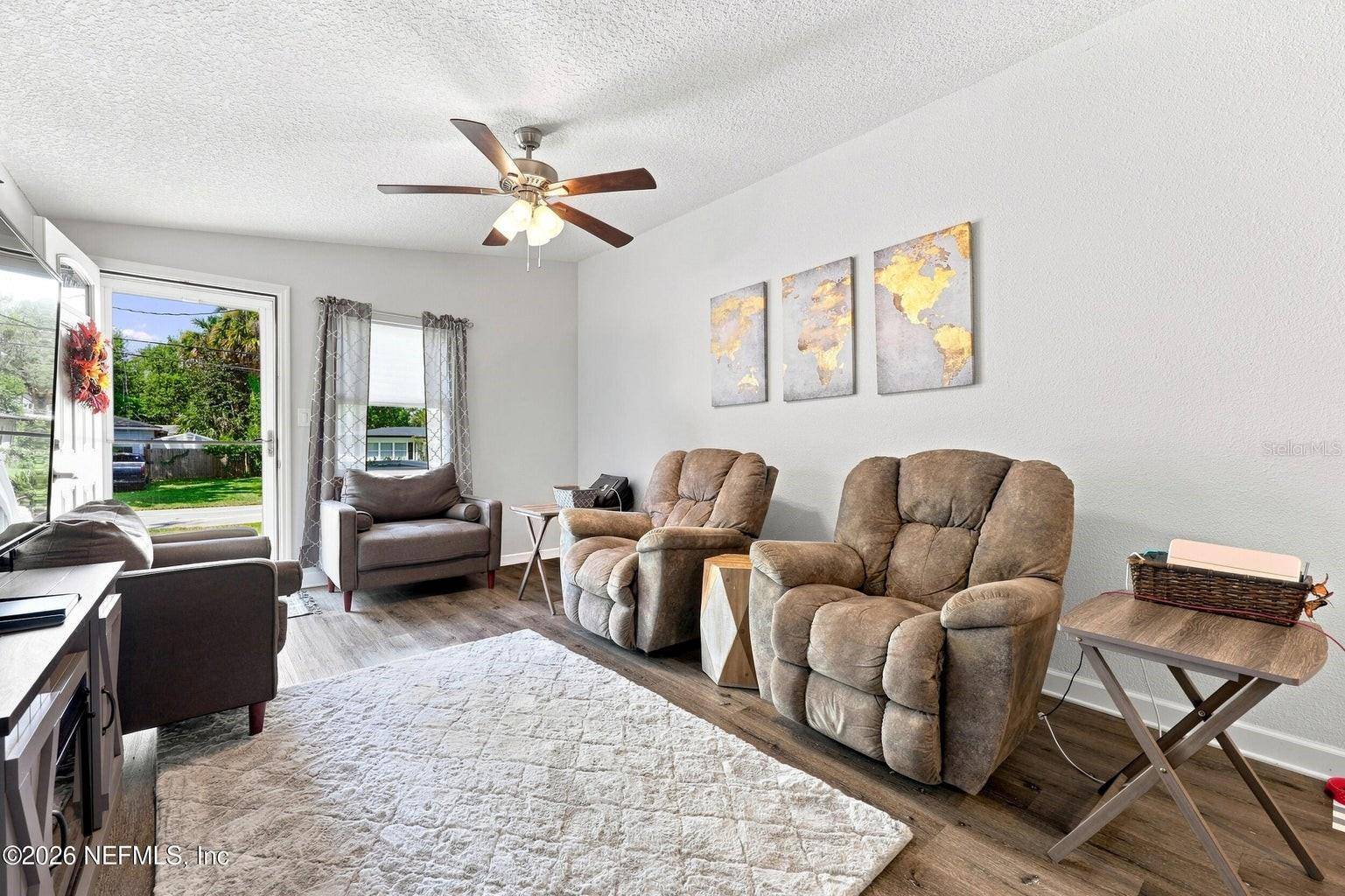 905 SAINT JOHNS AVE, Green Cove Springs, FL 32043