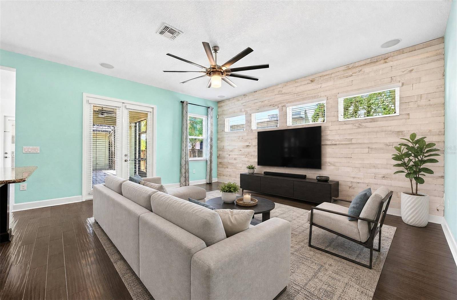 8130 LAUREATE BLVD, Orlando, FL 32827