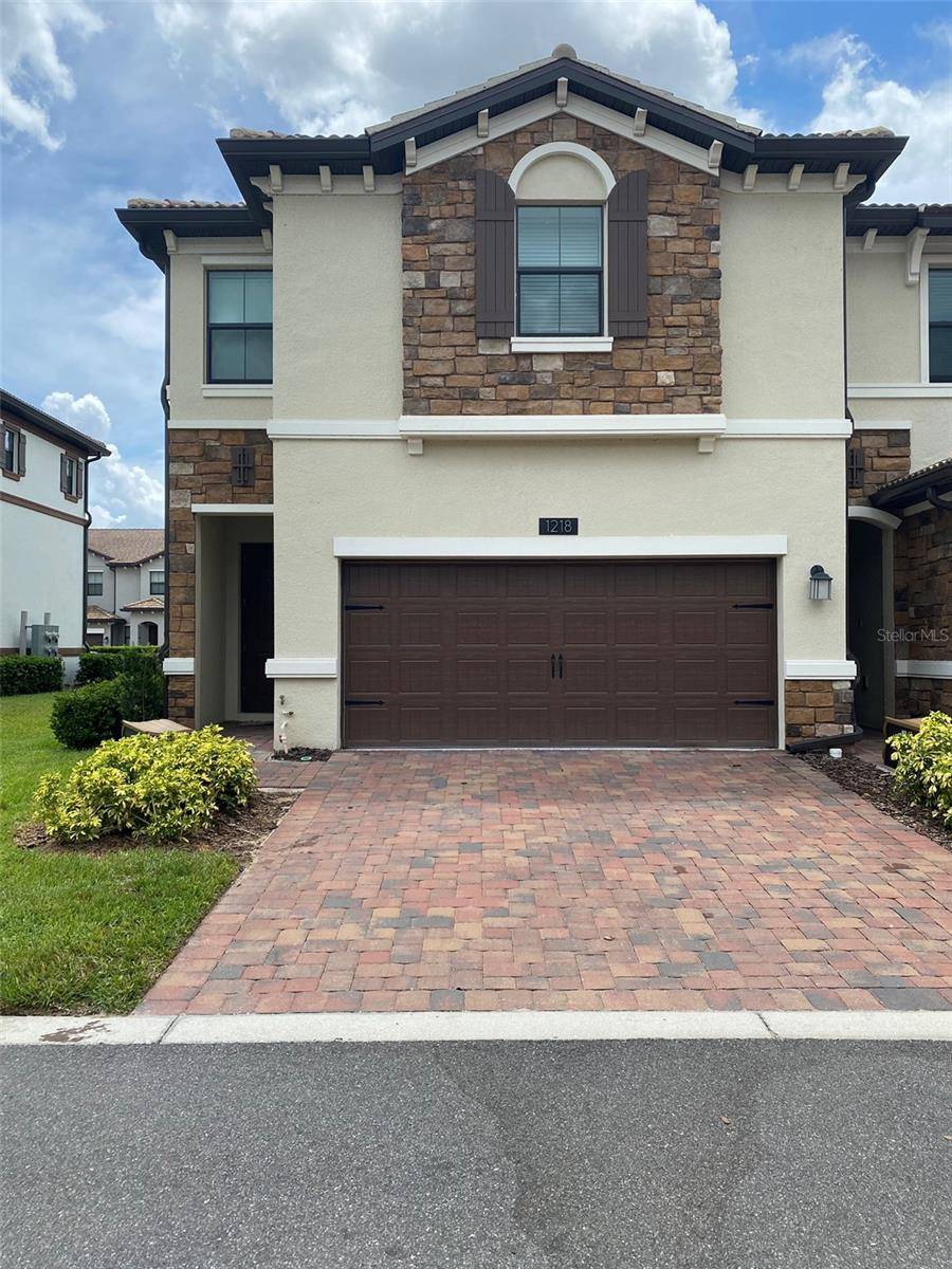 1218 PAYNE STEWART DR, Davenport, FL 33896