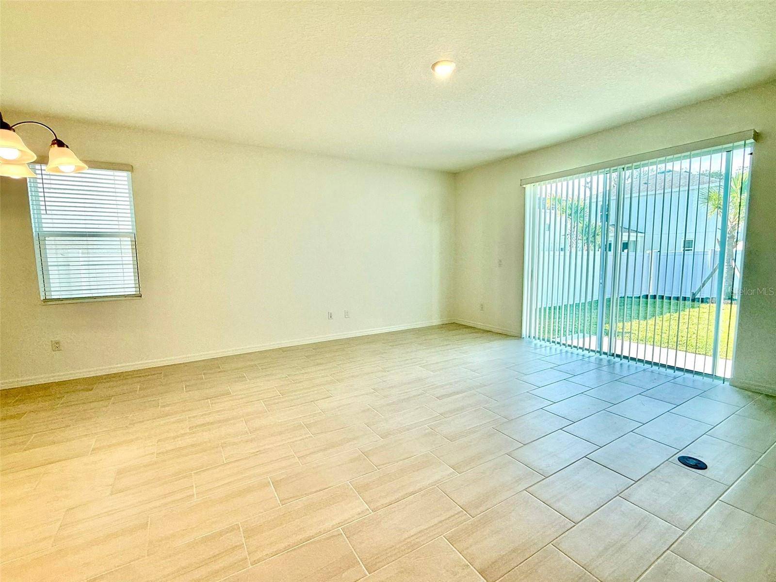 1162 HAPPY FOREST LOOP, Deland, FL 32720