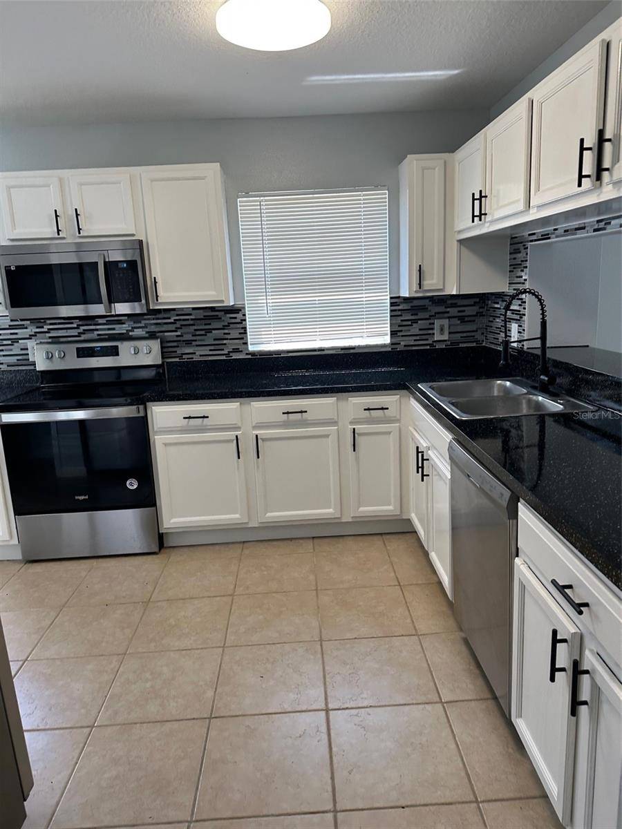 3218 BEARCLAW WAY, Kissimmee, FL 34746