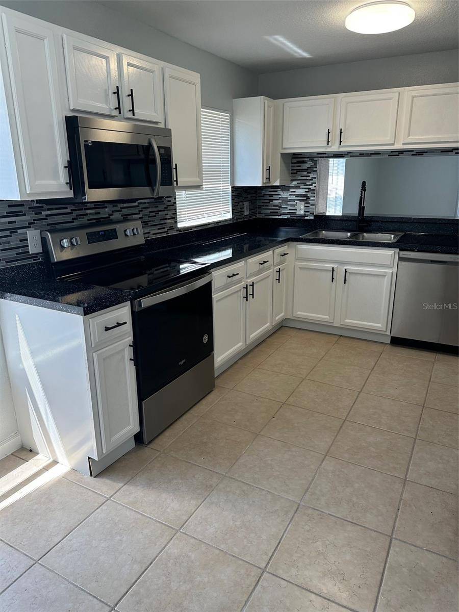 3218 BEARCLAW WAY, Kissimmee, FL 34746