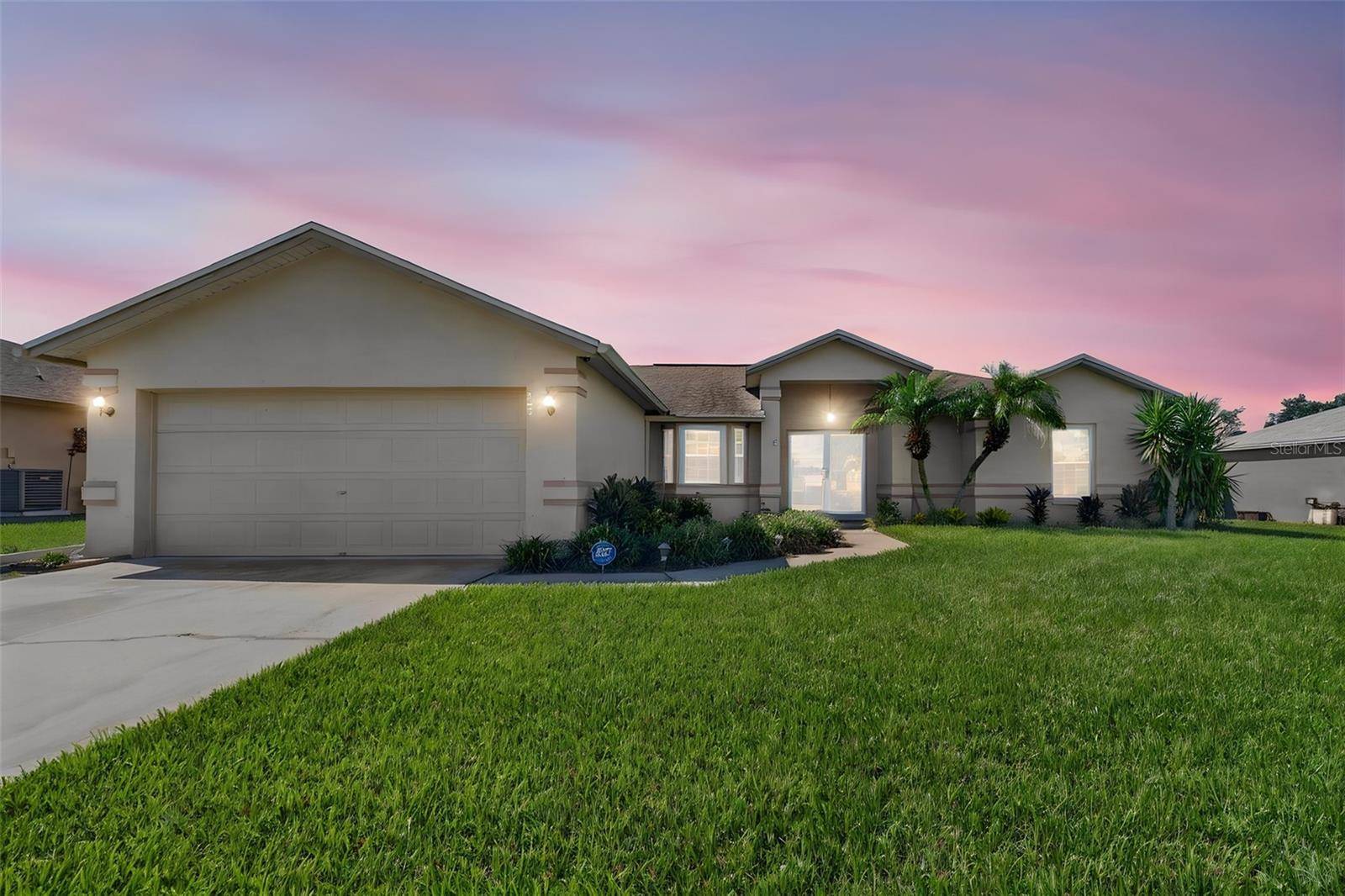 706 HIGHLAND CREST LOOP, Lake Wales, FL 33853