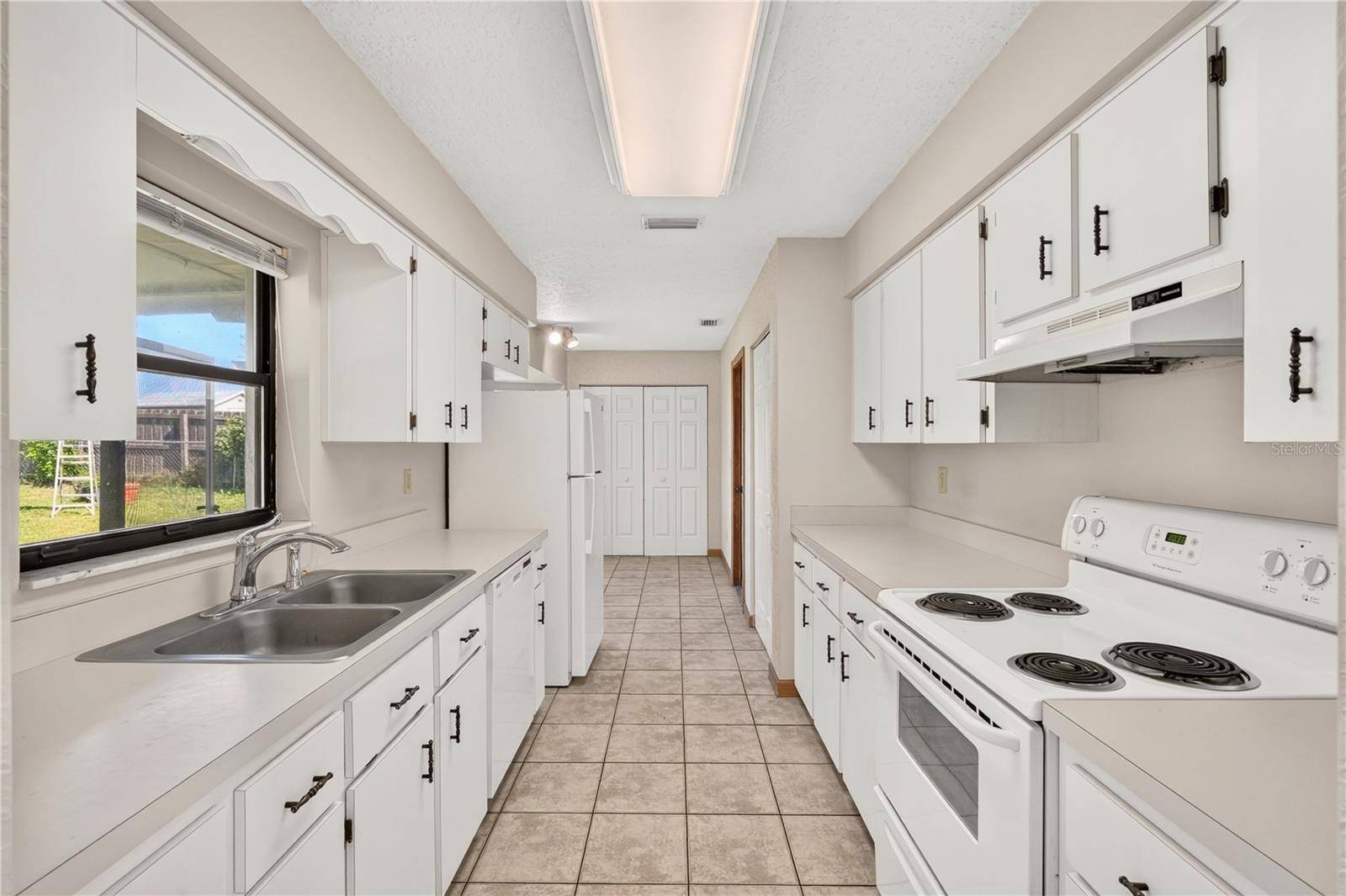 10808 SE 43RD AVE, Belleview, FL 34420