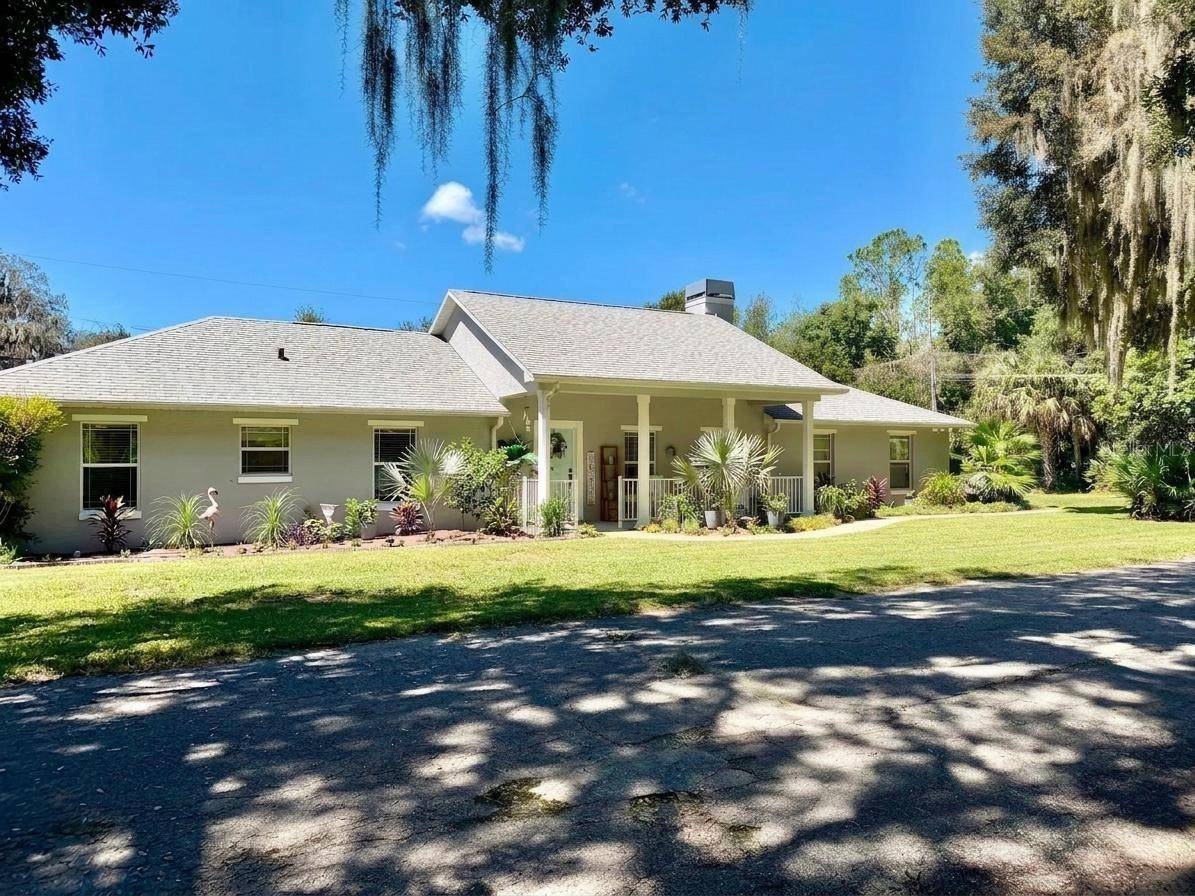 12854 NE 118TH TER, Ocklawaha, FL 32179