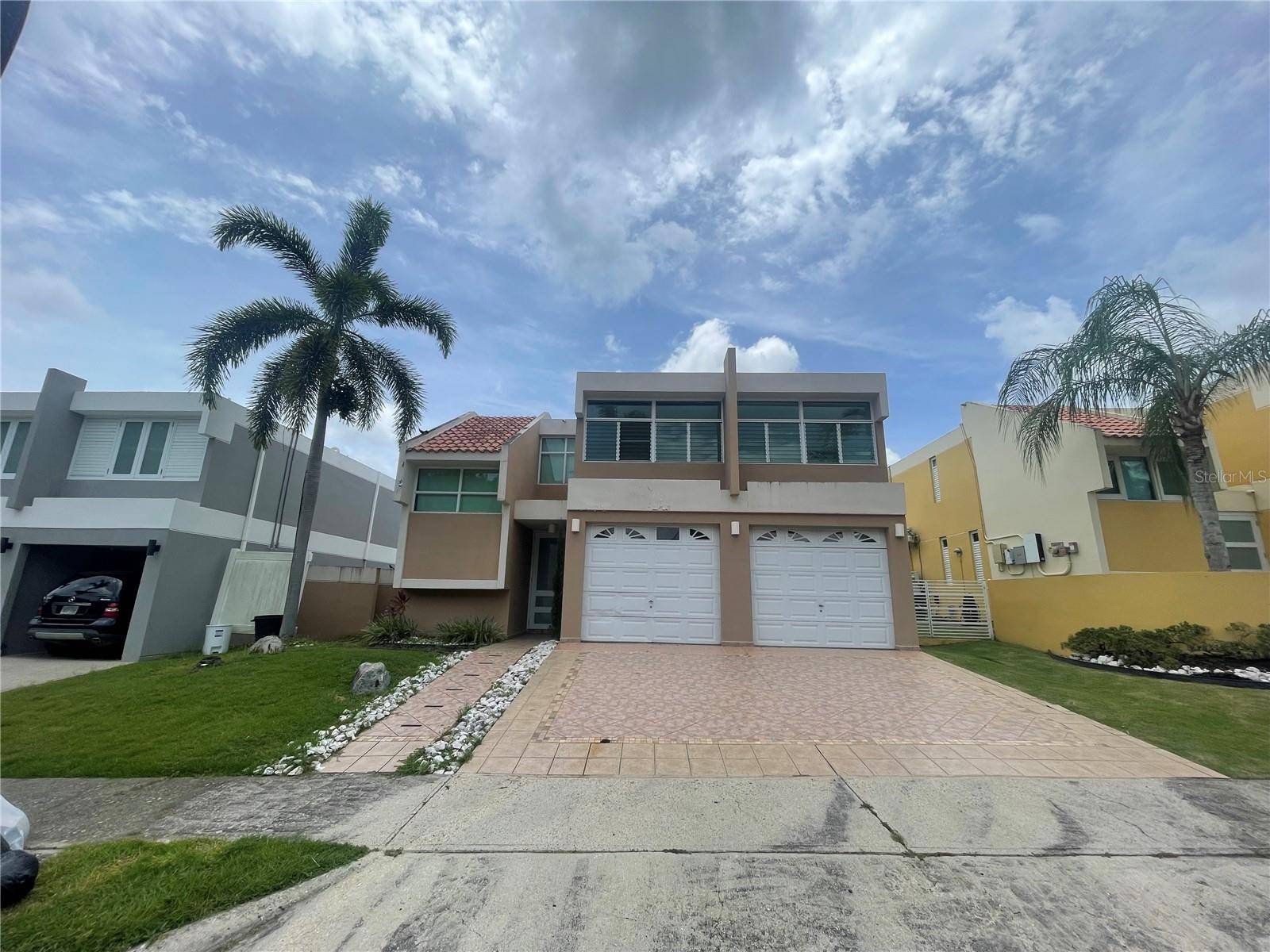 106 Camino Los Flamboyane URB. VEREDAS, Gurabo, PR 00778