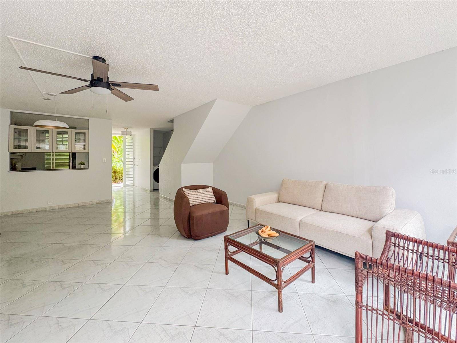 595 CLL MAXIMO GOMEZ #G115, San Juan, PR 00918
