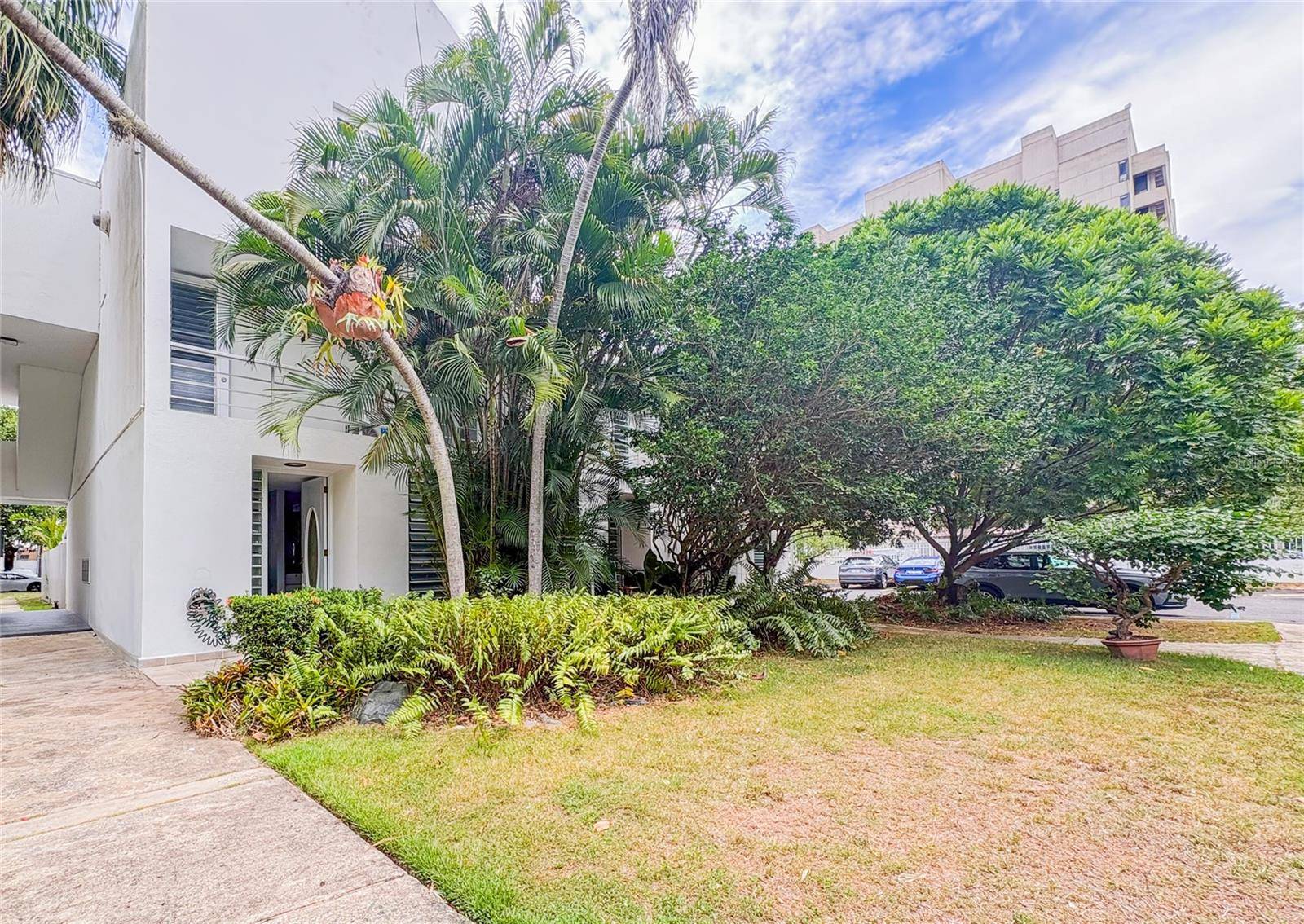 595 CLL MAXIMO GOMEZ #G115, San Juan, PR 00918