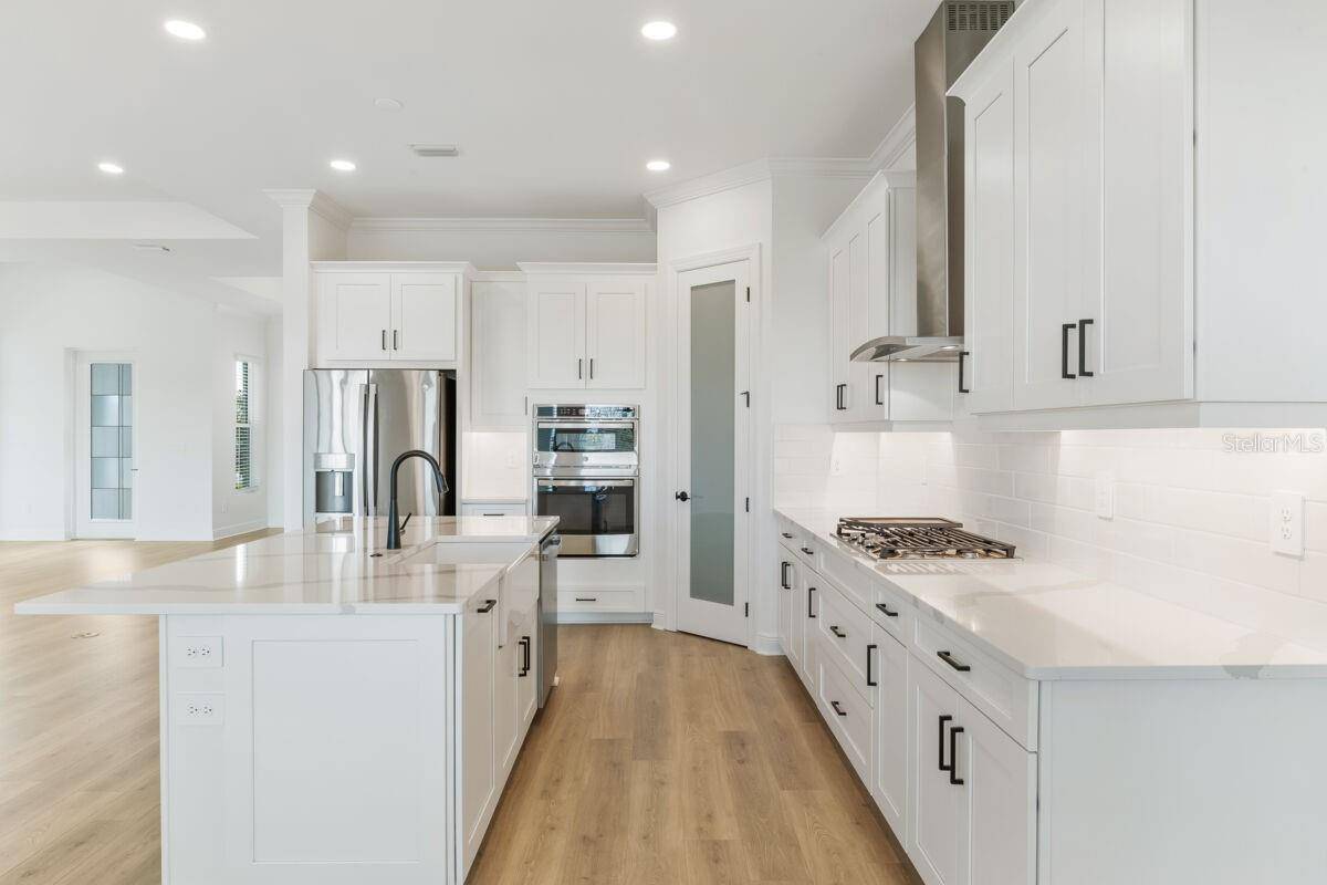 17536 MACARTHUR LOOP, Venice, FL 34293