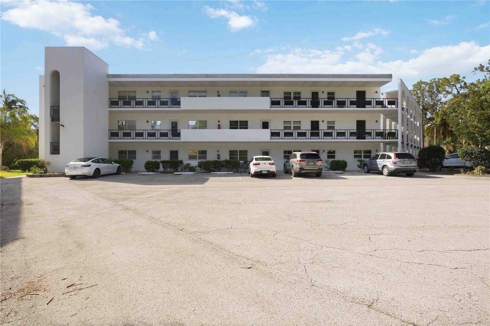 100 EL CAMINO DR #101, Winter Haven, FL 33884
