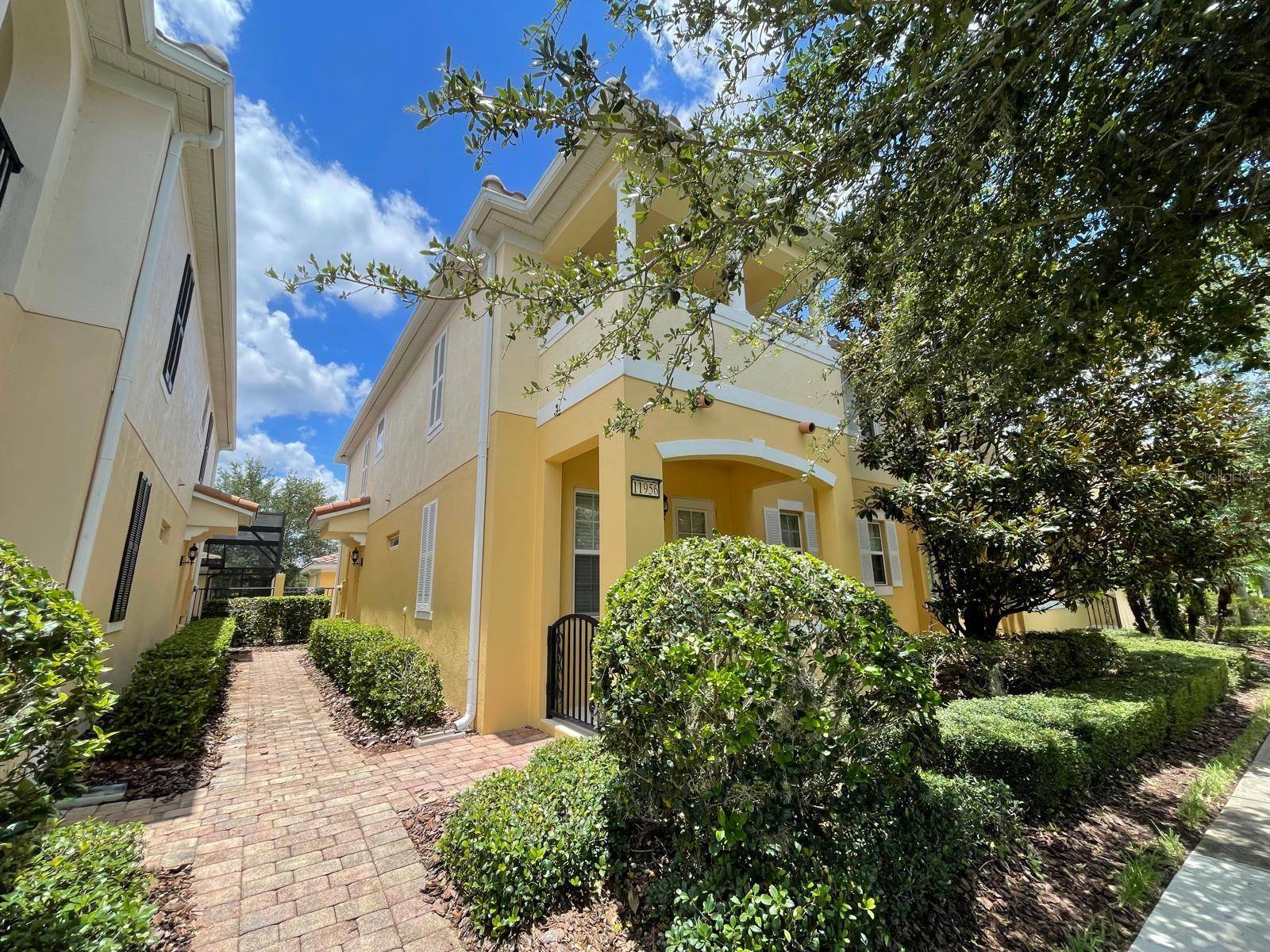 11956 LORENZA LN, Orlando, FL 32827