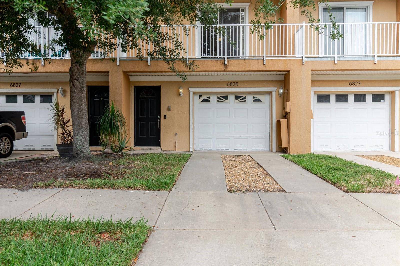 6825 S KISSIMMEE ST, Tampa, FL 33616