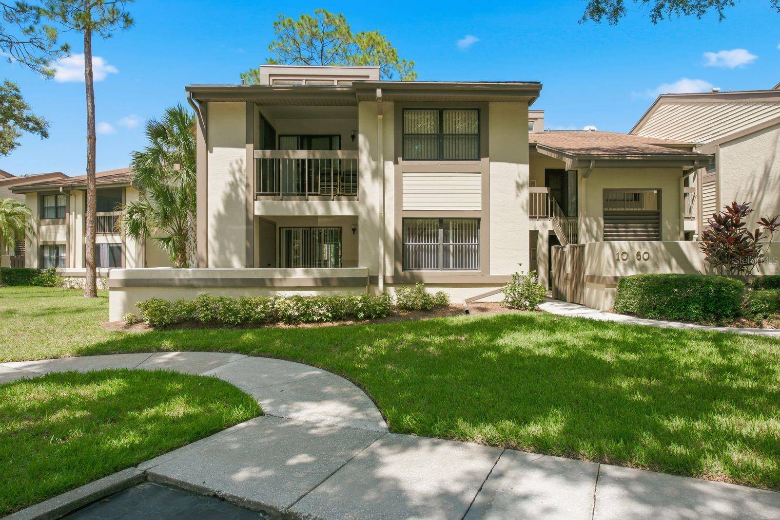 10 WOODLAKE PL, Oldsmar, FL 34677