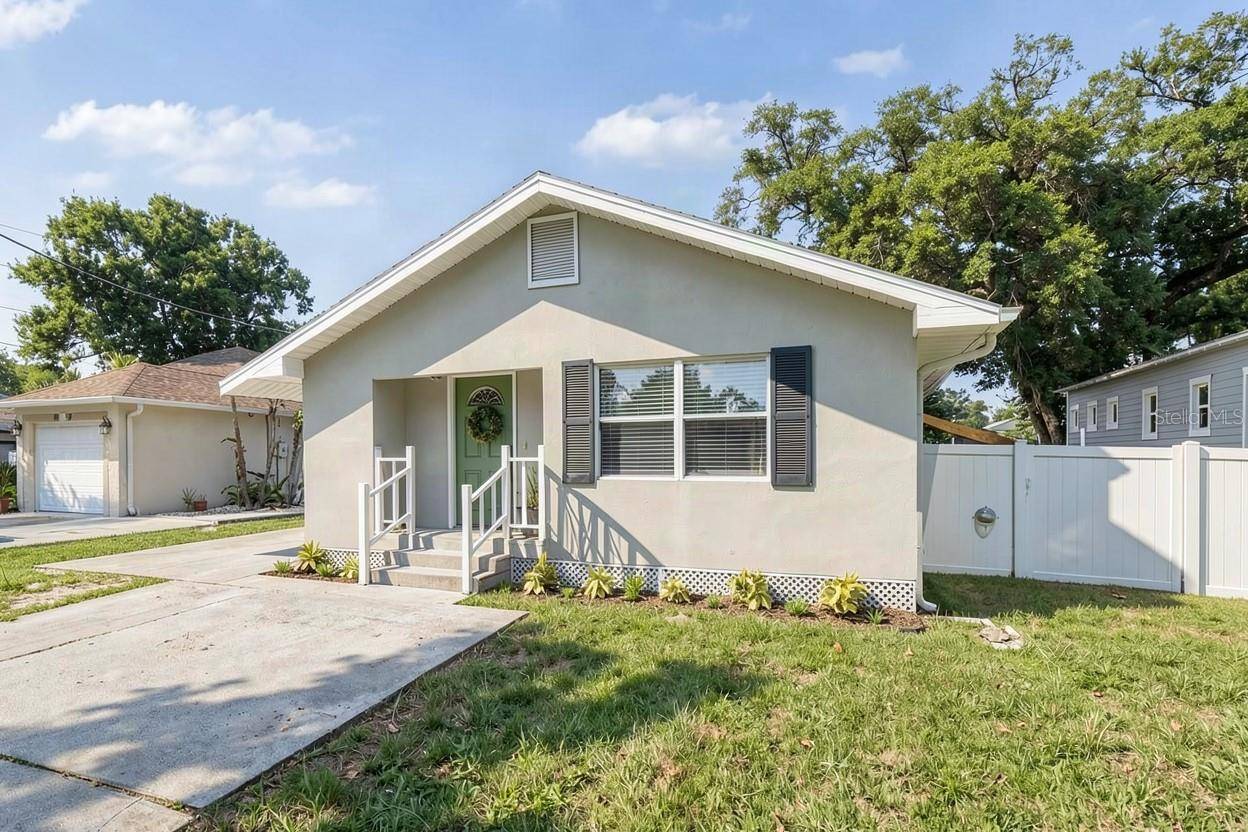 3913 N LYNN AVE, Tampa, FL 33603