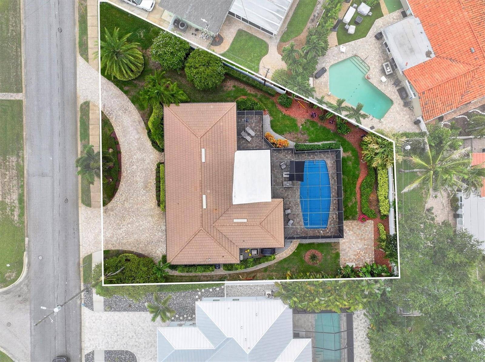 802 OSCEOLA RD, Belleair, FL 33756