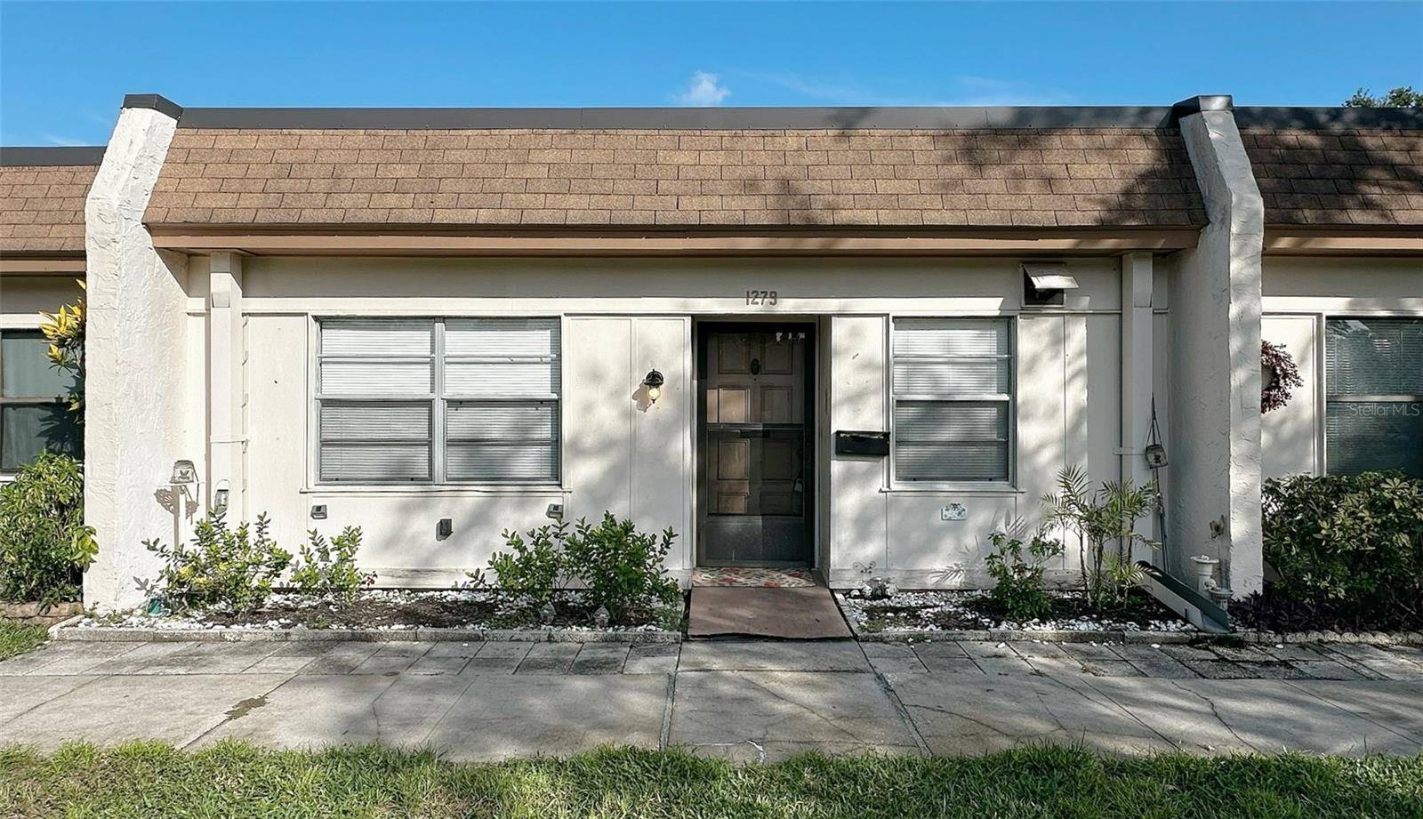 1279 MISSION HILLS BLVD, Clearwater, FL 33759