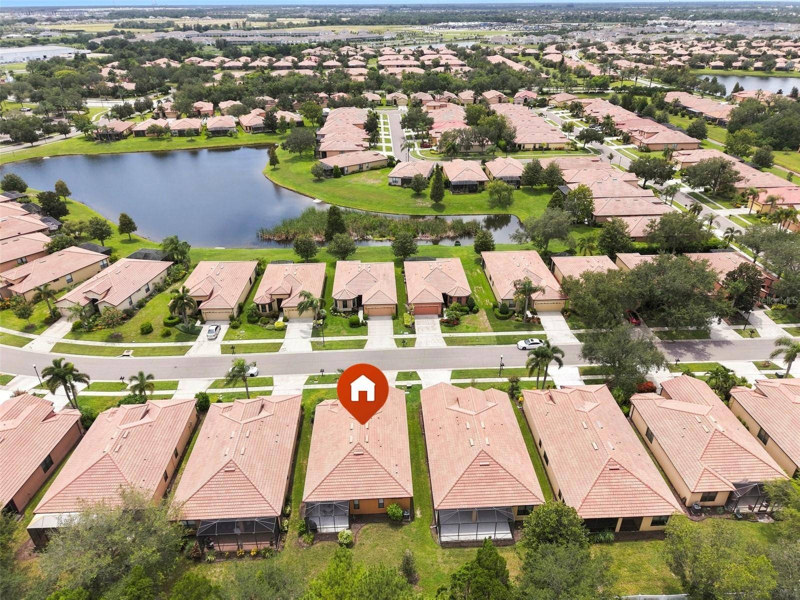 229 SILVER FALLS DR, Apollo Beach, FL 33572