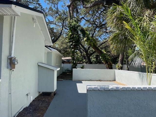 741 28TH AVE S, St Petersburg, FL 33705