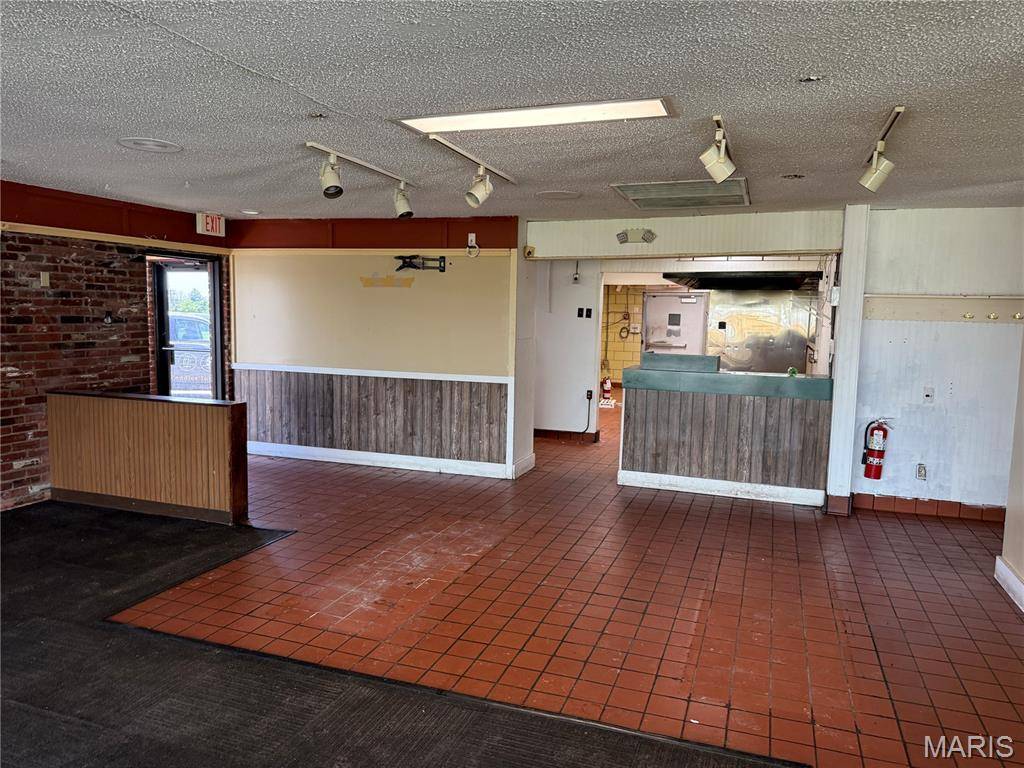 1801 N Market ST, Sparta, IL 62286