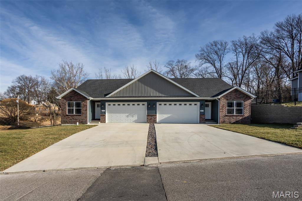 652 N Kansas ST #652-A & B, Edwardsville, IL 62025