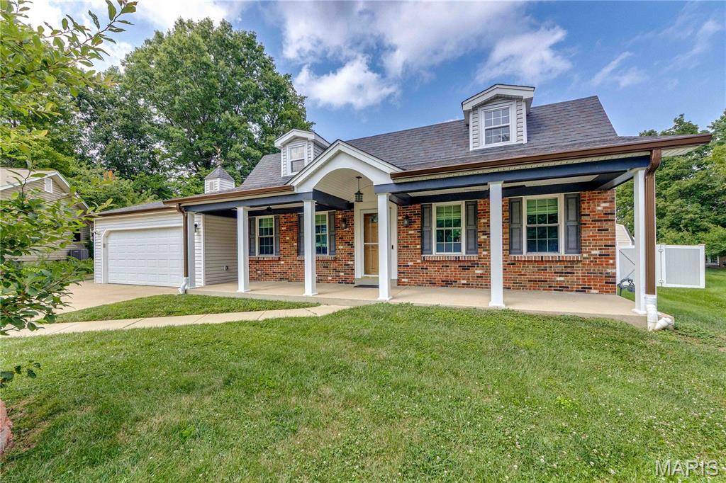 11 Victoria SQ, St Peters, MO 63376