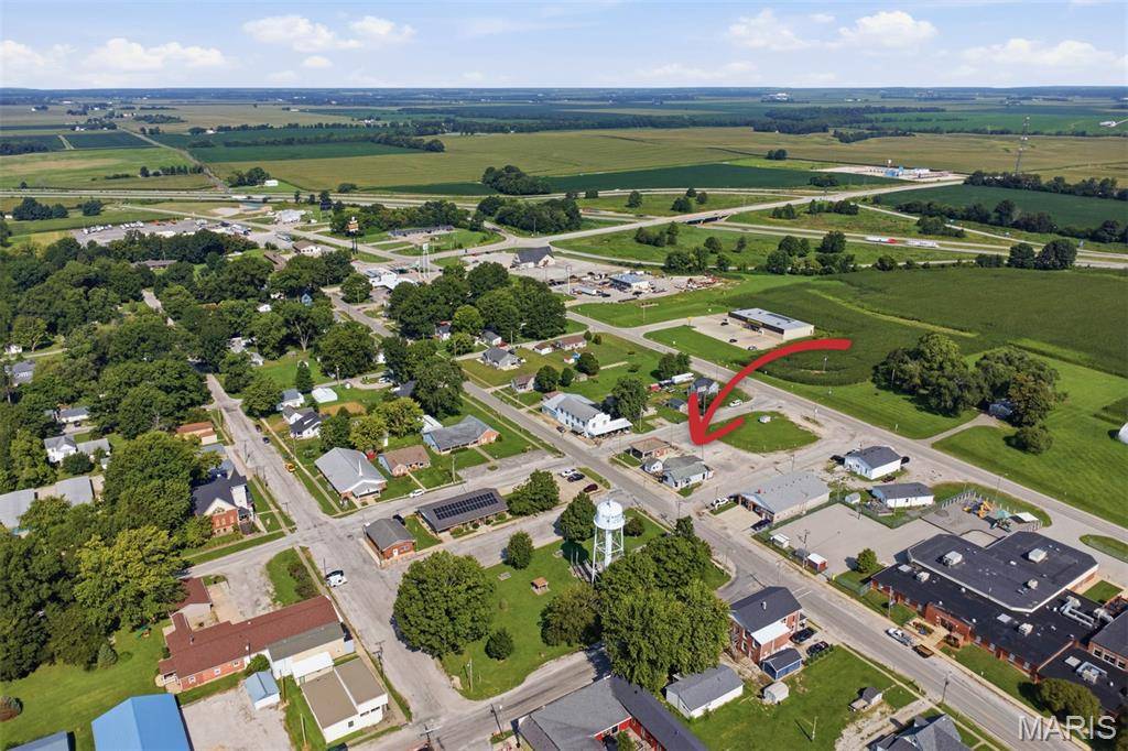 102 Park, Pocahontas, IL 62275