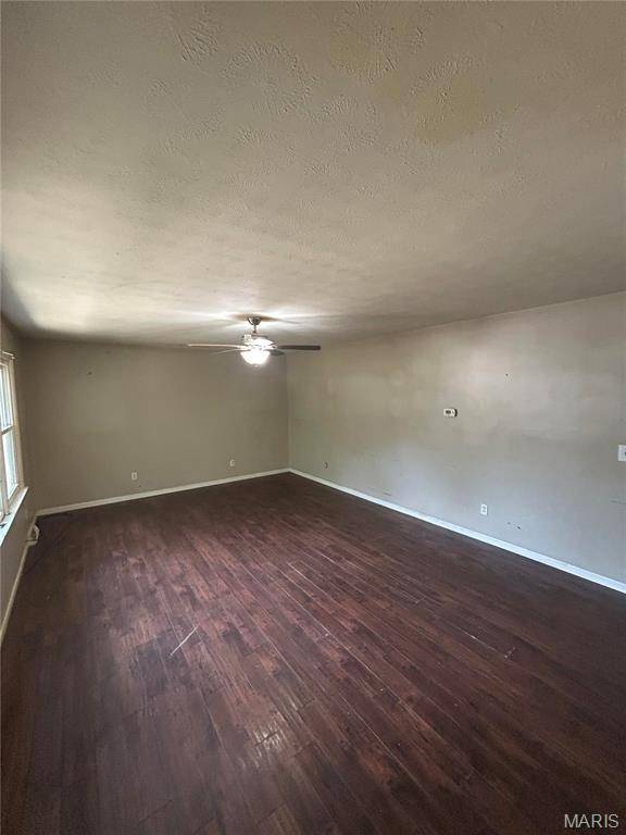 22 Kirthwood DR, Waynesville, MO 65583