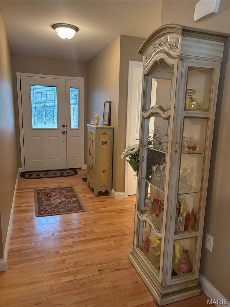 840 Topaz CT, Mascoutah, IL 62258
