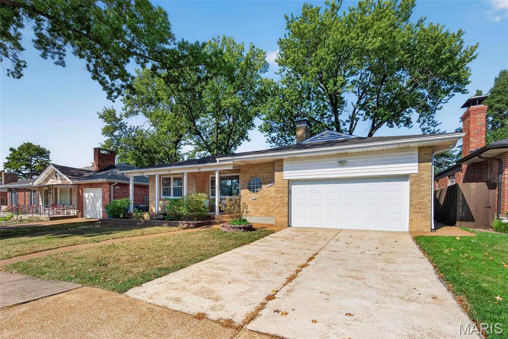 5931 Clifton AVE, St Louis, MO 63109