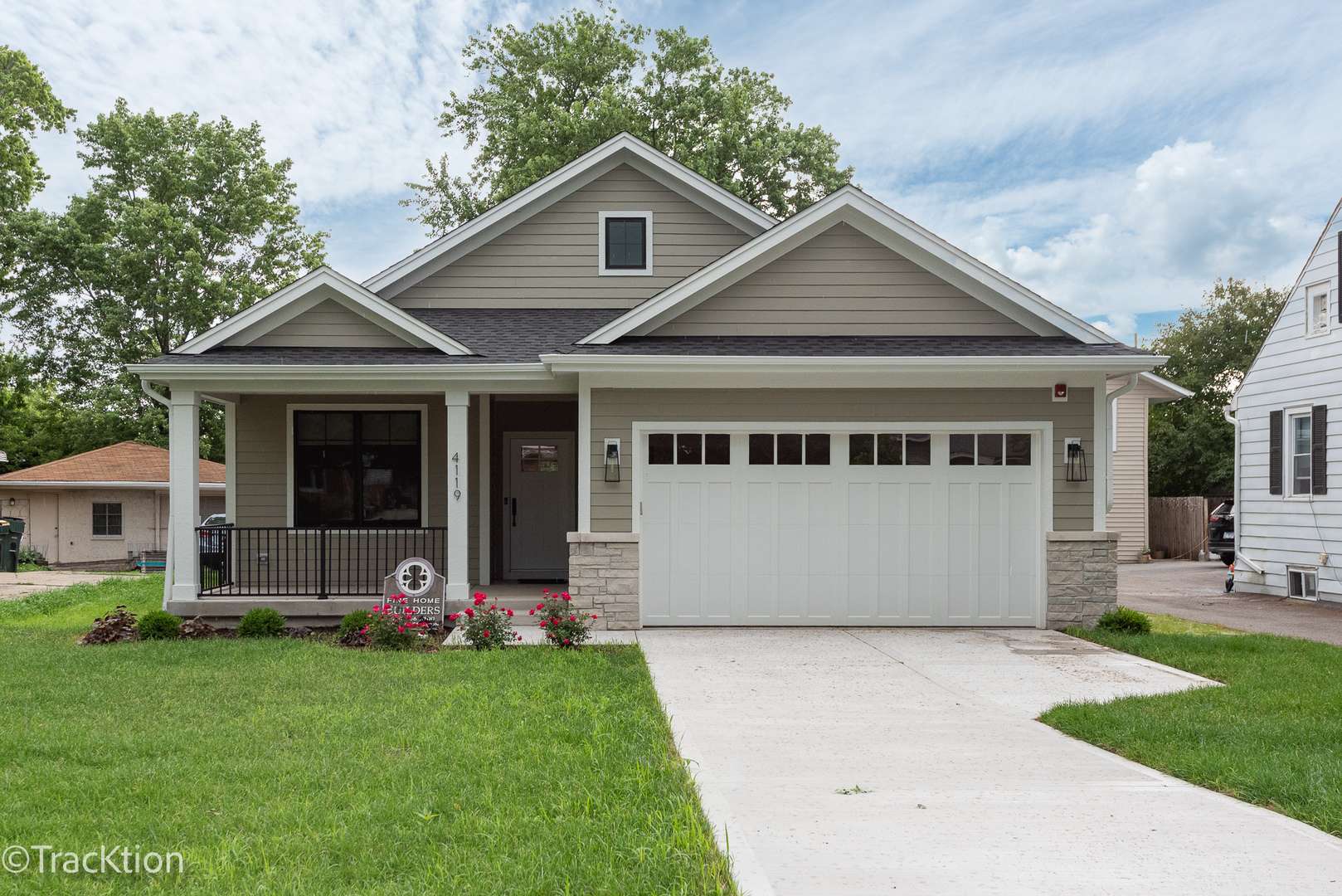4119 N Lincoln ST, Westmont, IL 60559