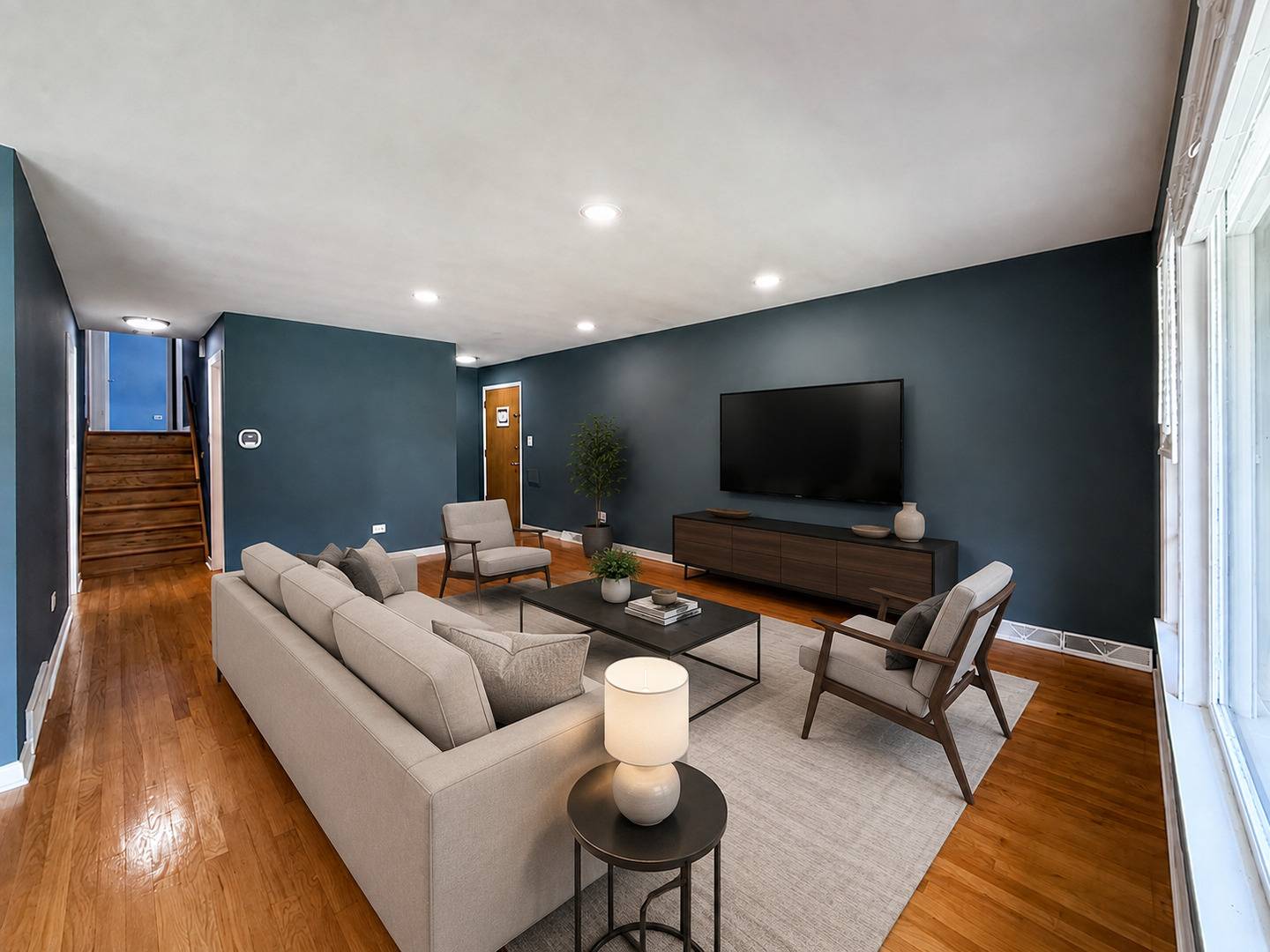 1638 Forest RD, La Grange Park, IL 60526