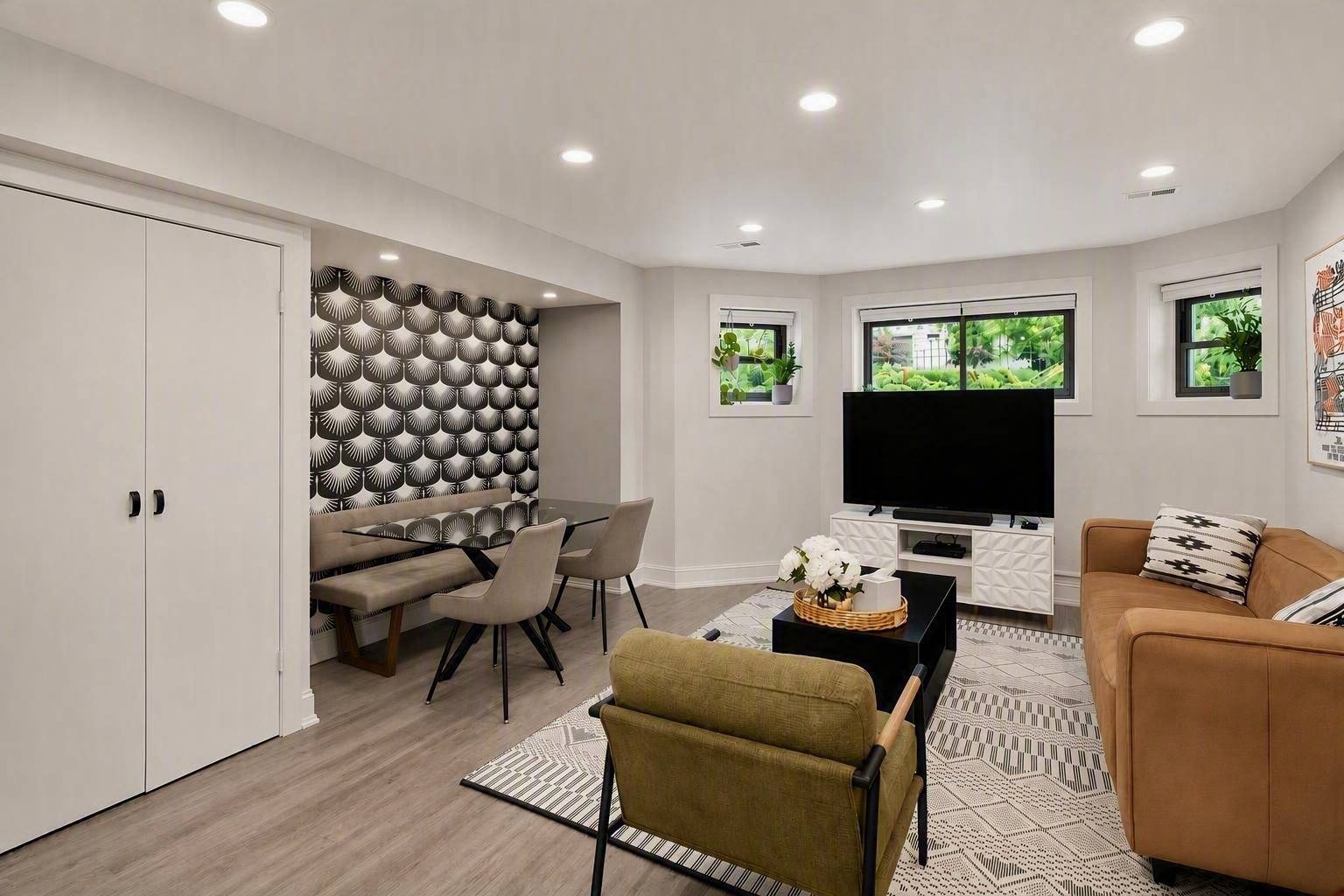 4733 N Kenmore AVE #4, Chicago, IL 60640