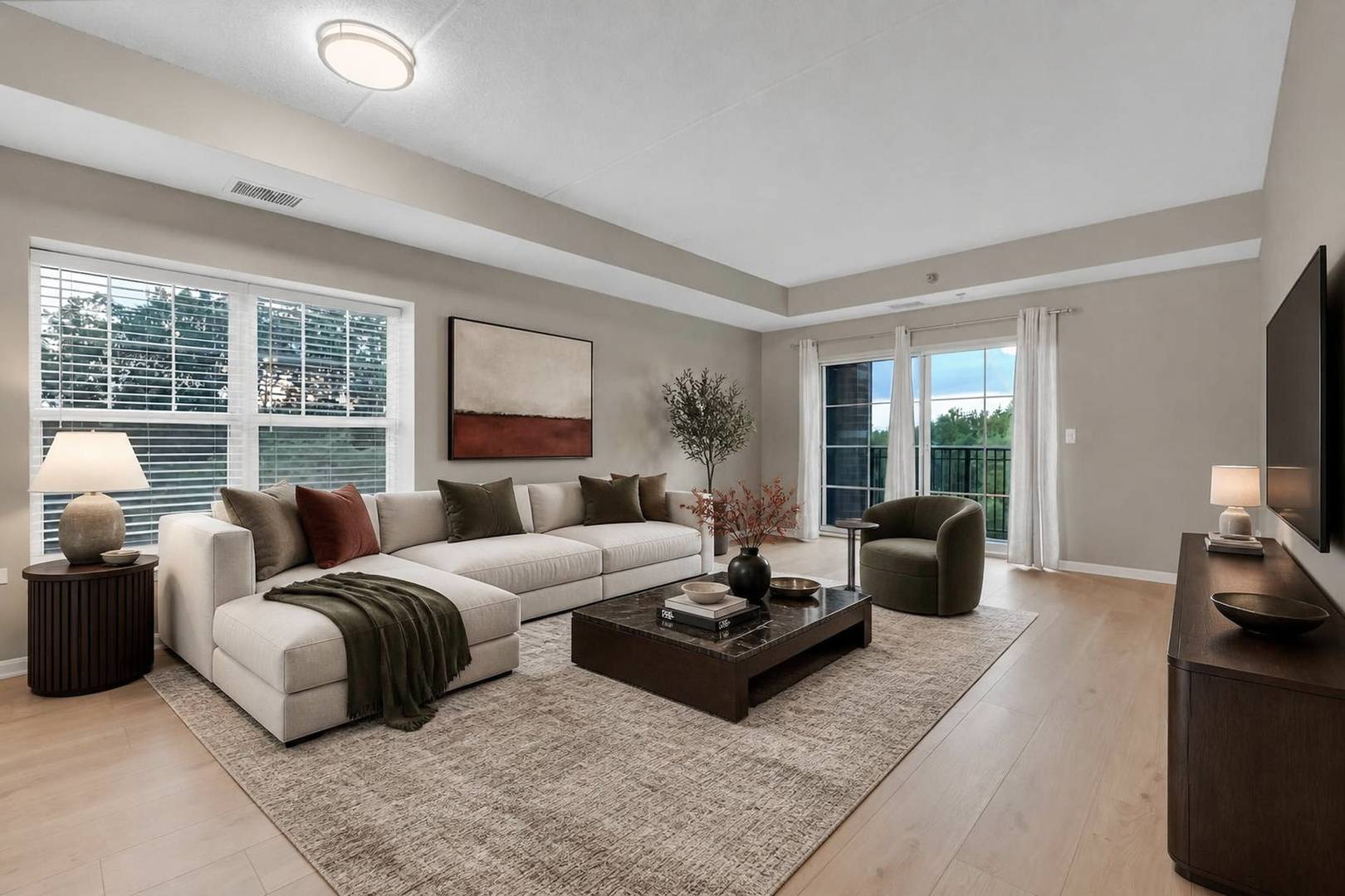 440 W Mahogany CT #312, Palatine, IL 60067