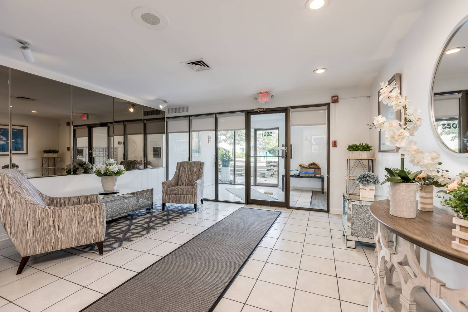 5501 Lincoln AVE #409, Morton Grove, IL 60053