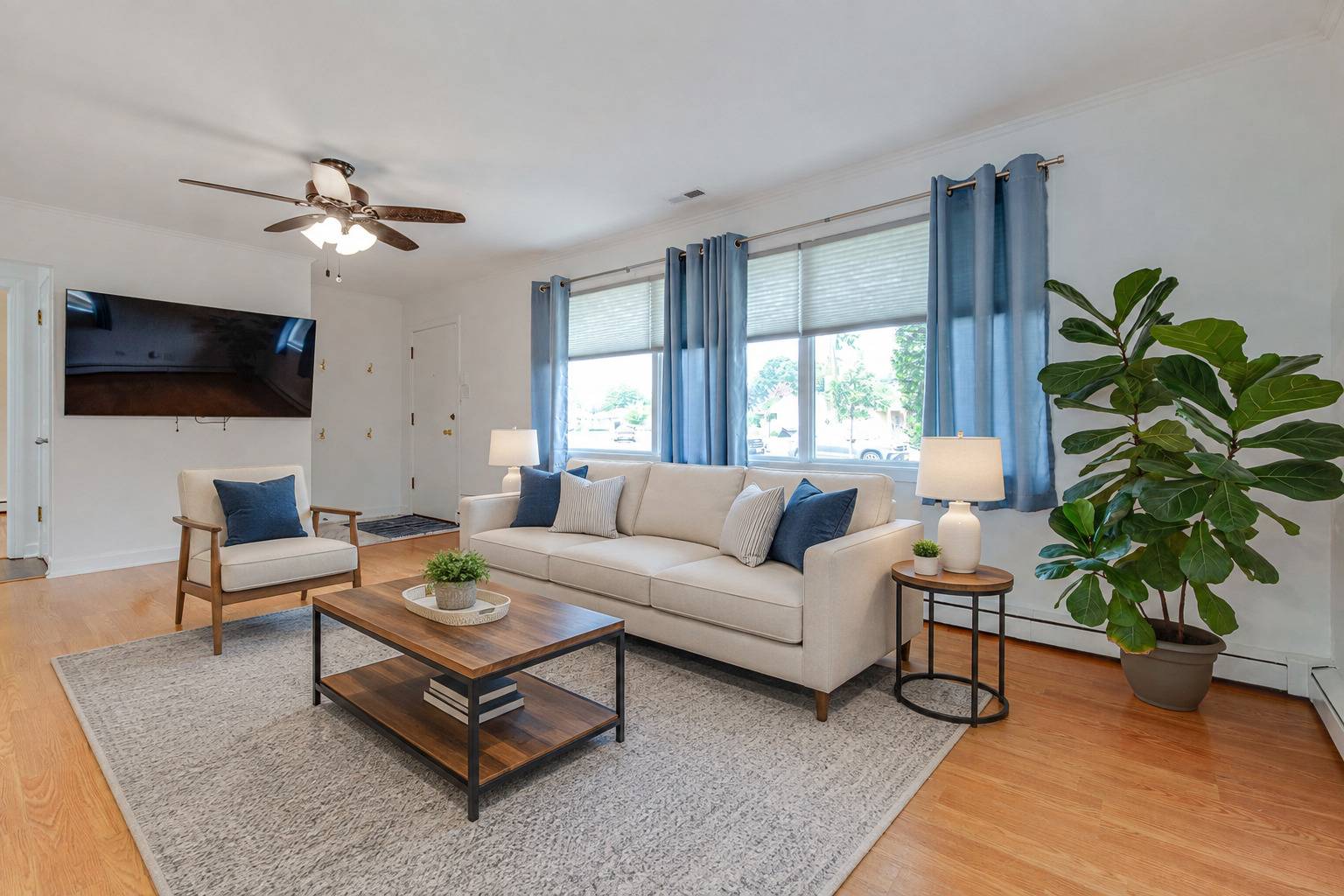 1091 E Villa DR, Des Plaines, IL 60016
